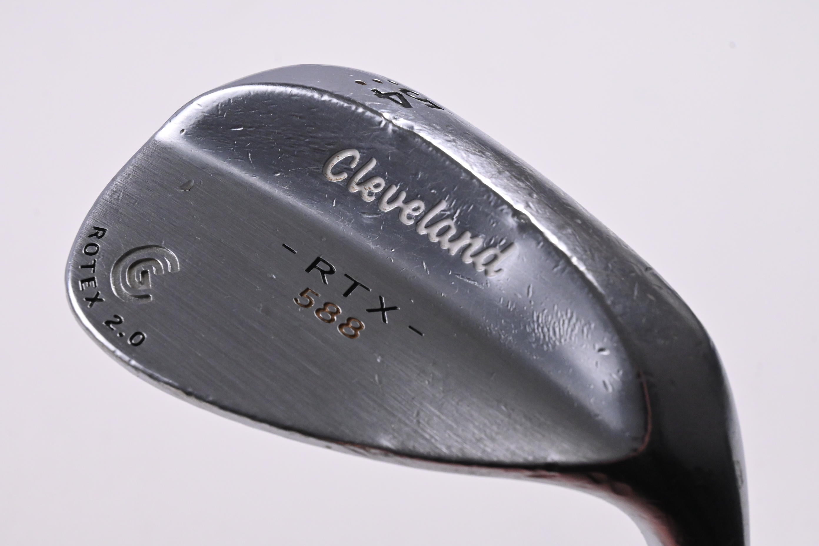Cleveland 588 RTX 2.0 Sand Wedge / 54 Degree / Wedge Flex Dynamic Gold Shaft