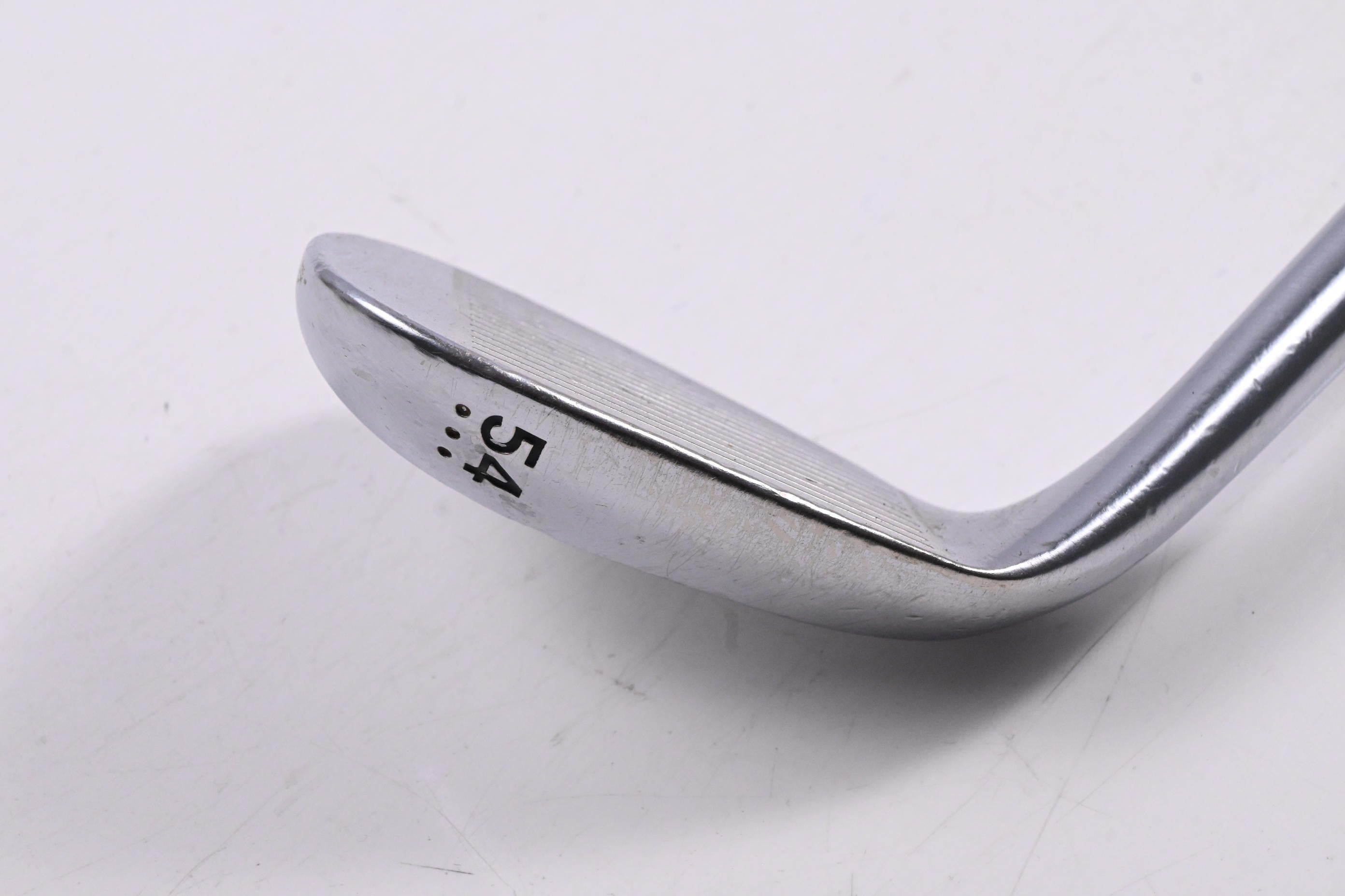 Cleveland 588 RTX 2.0 Sand Wedge / 54 Degree / Wedge Flex Dynamic Gold Shaft