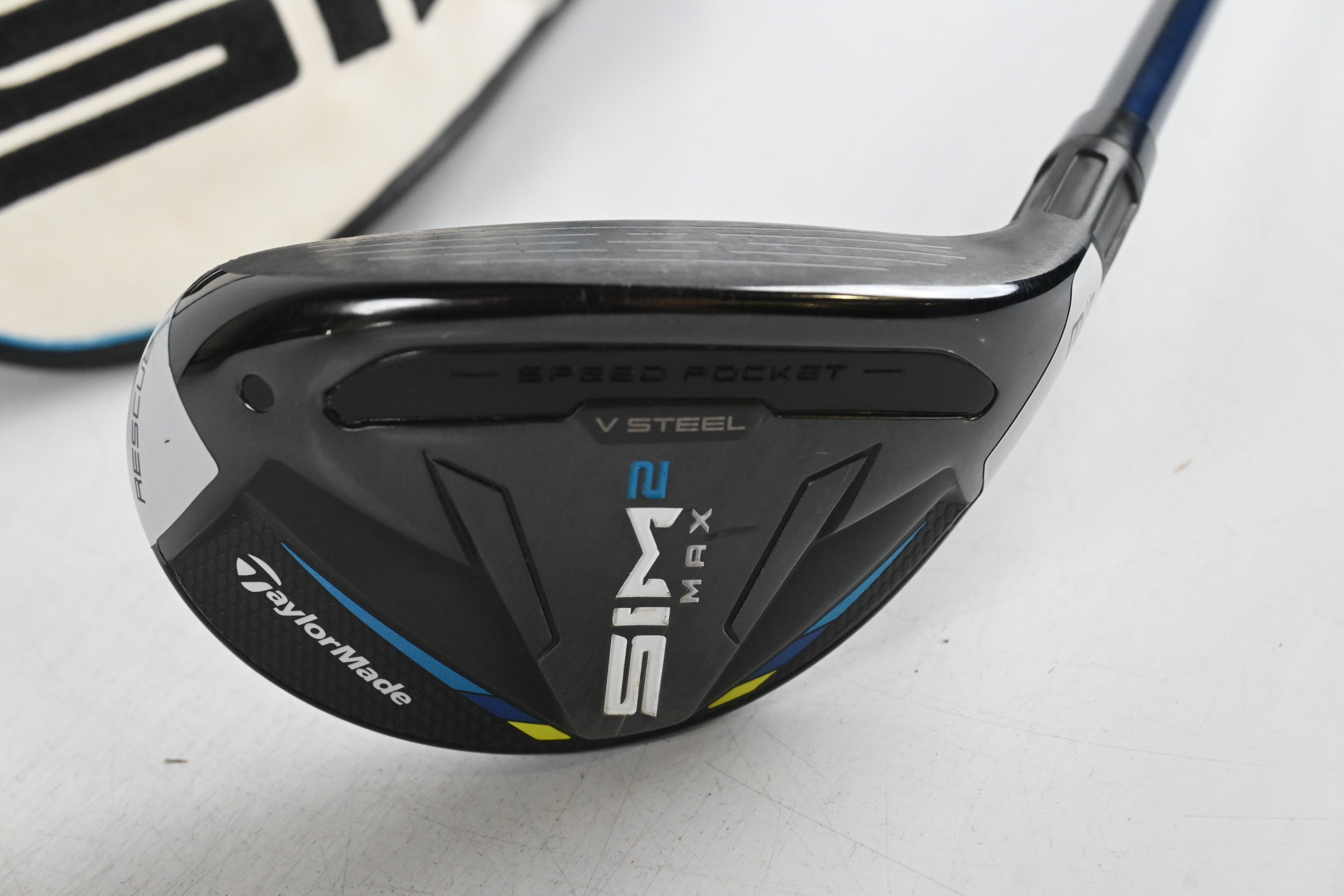 Taylormade SIM2 Max #3 Hybrid / 19 Degree / Regular Flex Ventus Blue 6 Shaft