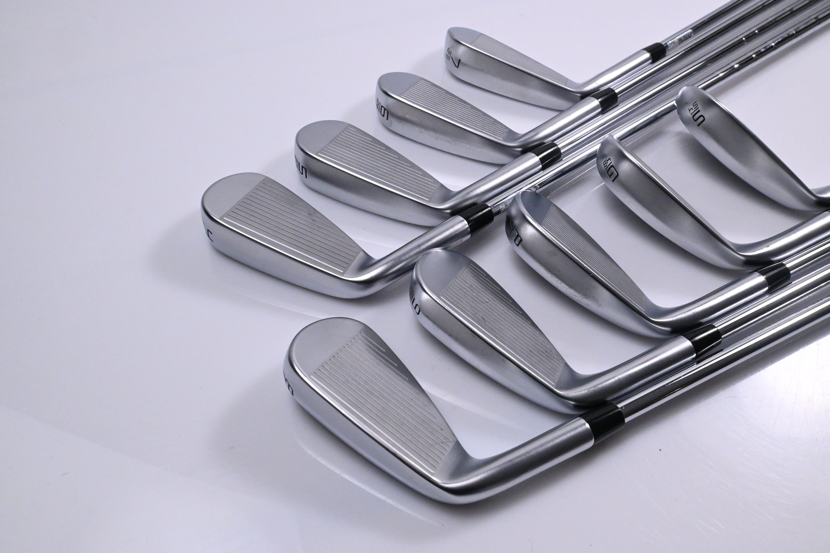 Cleveland Zipcore XL Irons / 4-PW+GW+SW / Regular Flex KBS Tour Lite Shafts