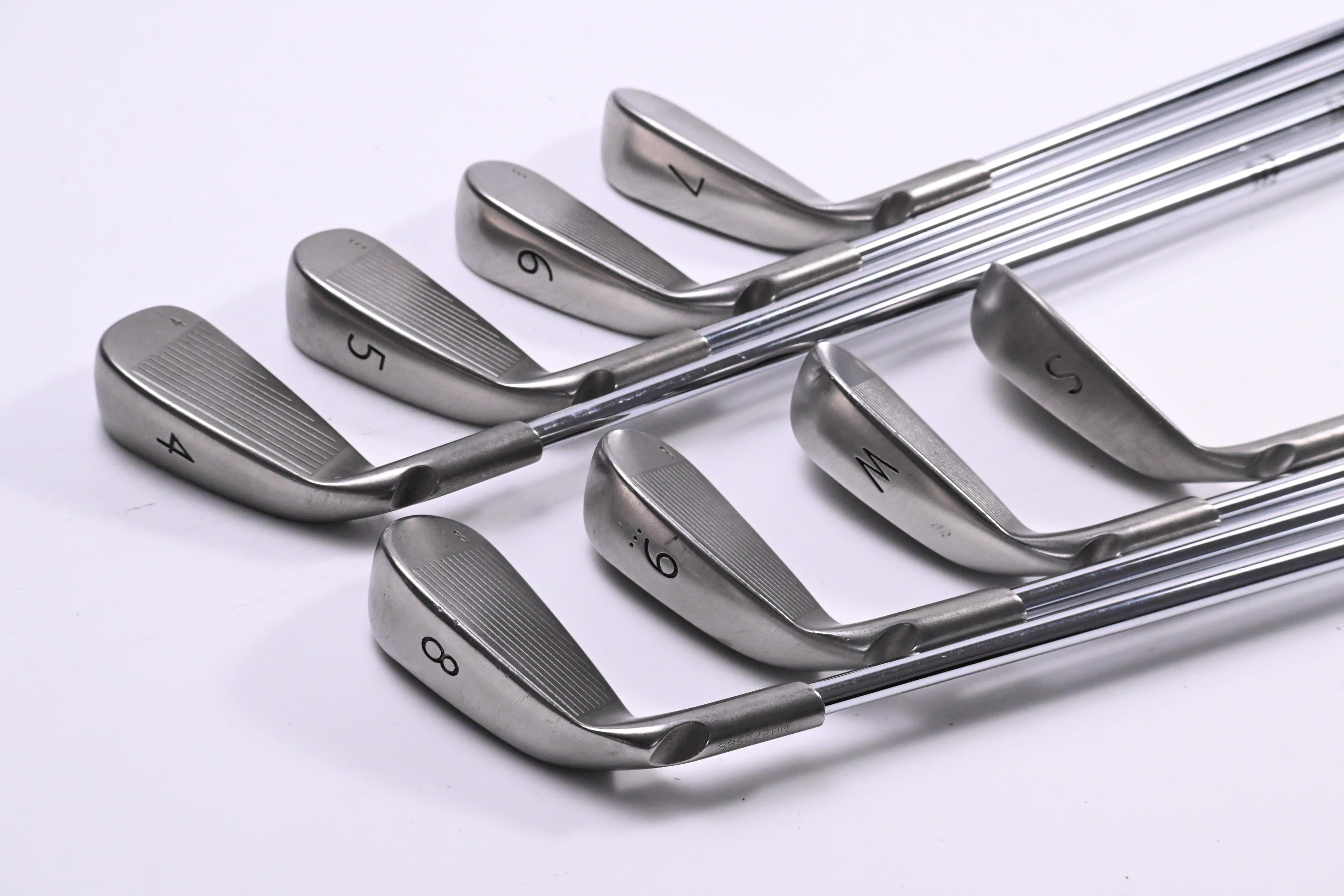 Ping G10 Irons / 4-PW+SW / Black Dot / Regular Flex Ping AWT Shafts