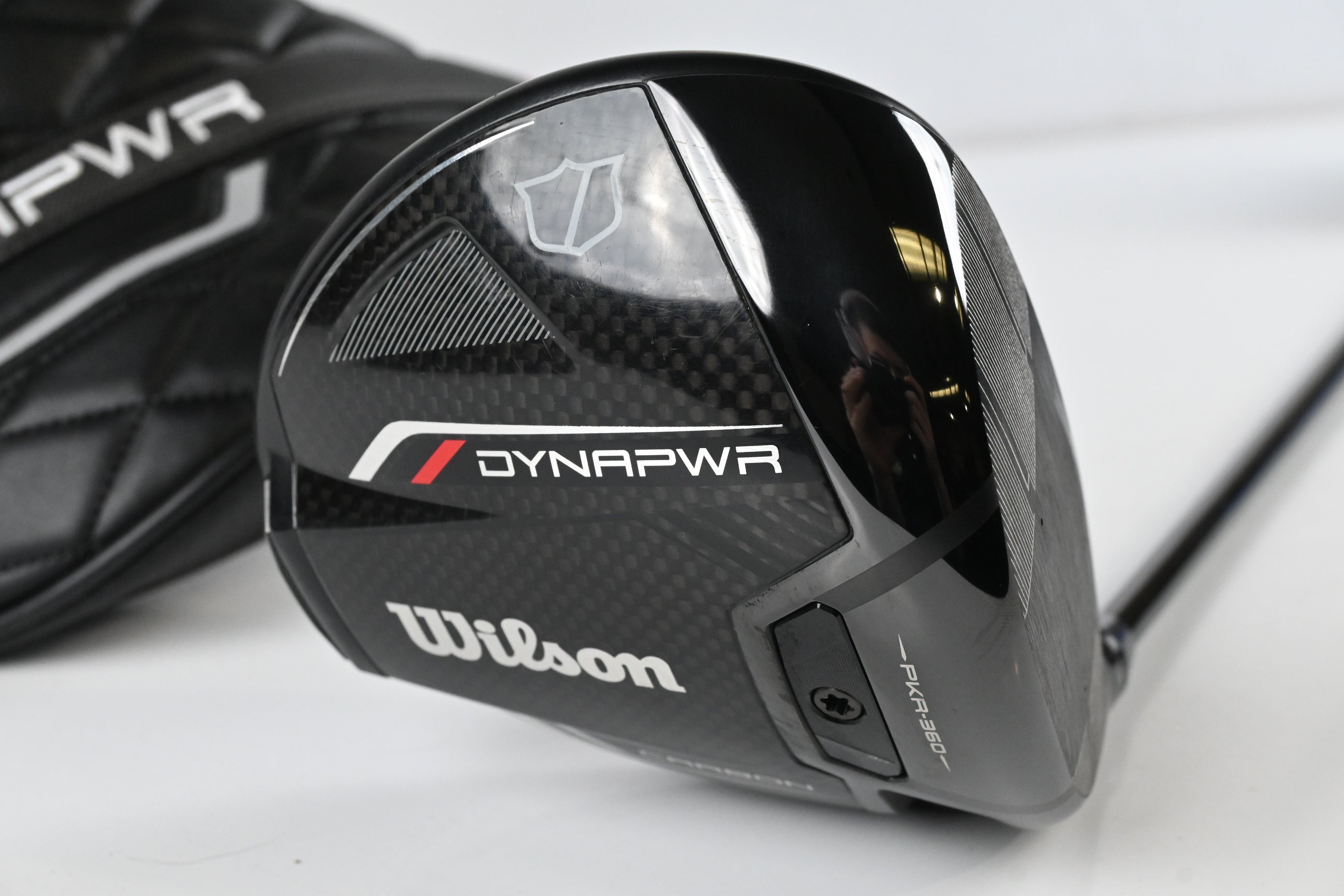 Wilson DYNAPWR 2025 Carbon Driver / 10.5 Degree / Stiff Flex Hzrdus Smoke RDX 50