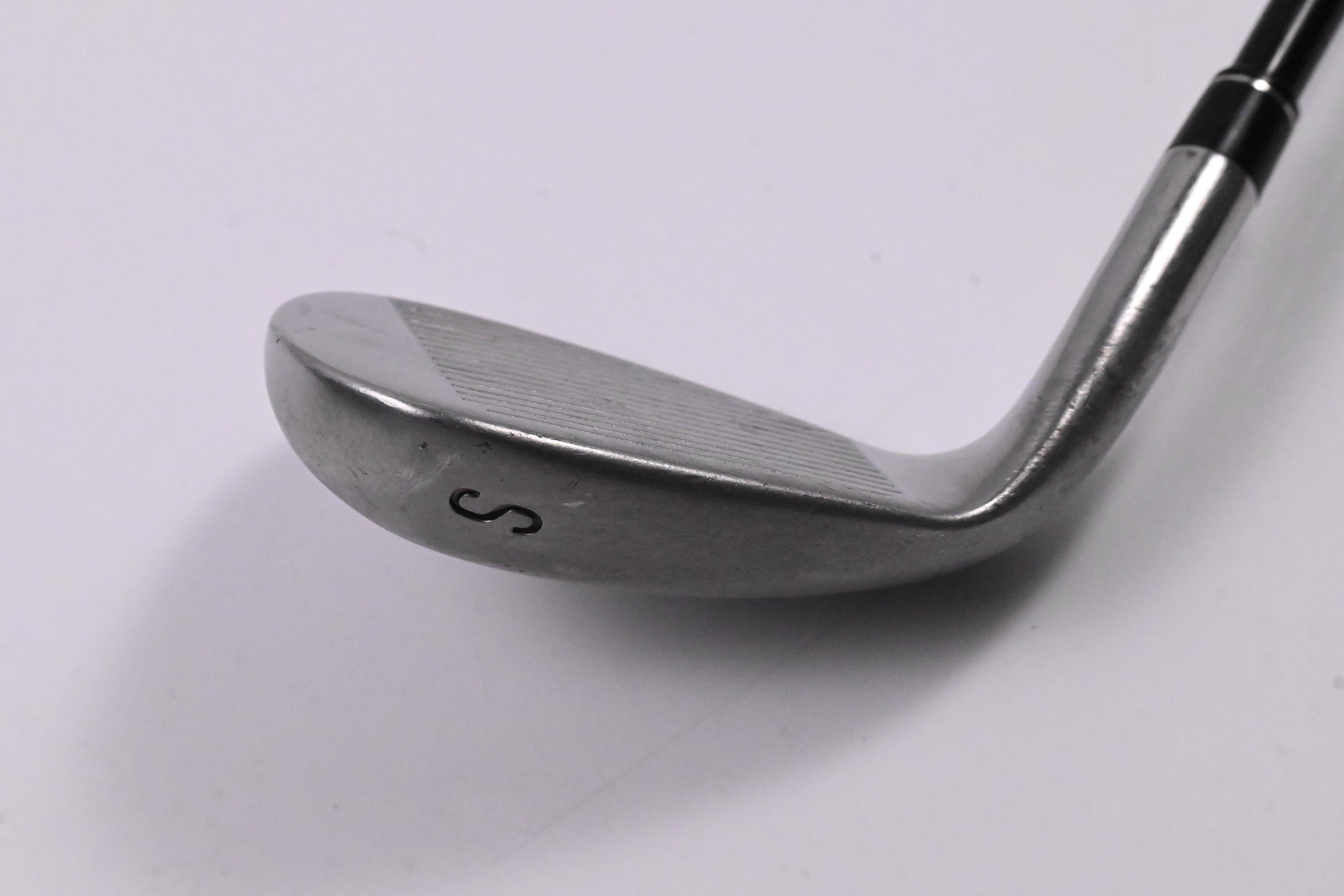 Taylormade M4 Sand Wedge / 54 Degree / Regular Flex Fujkura Atmos Red 6 Shaft