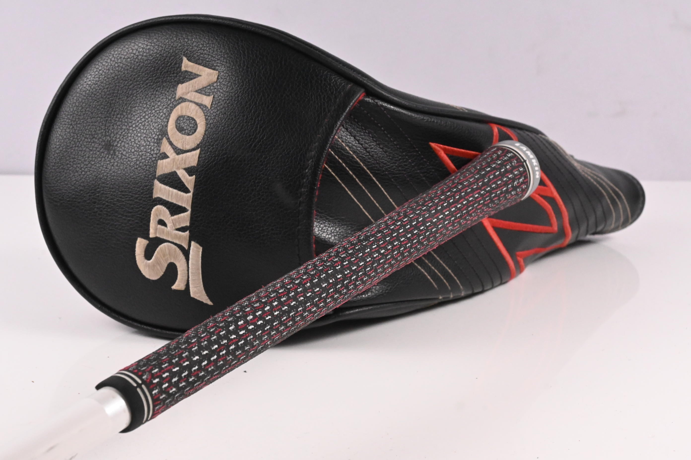 Srixon ZX7 Driver / 9.5 Degree / Stiff Flex Graphite Design Tour AD HD-6 Shaft