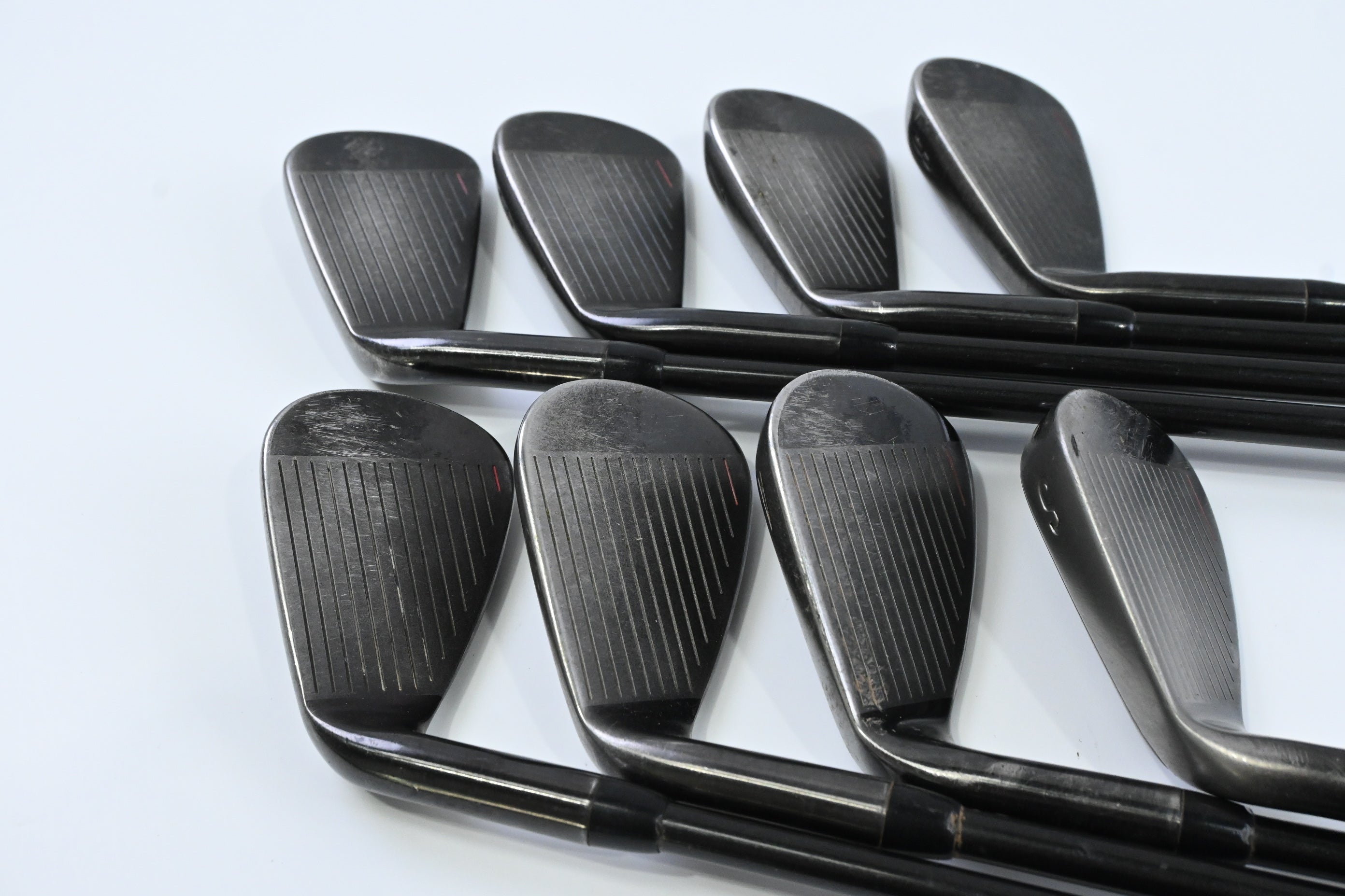 Callaway RAZR X Black Irons / 5-PW+AW+SW / Regular Flex Callaway 75 Shafts