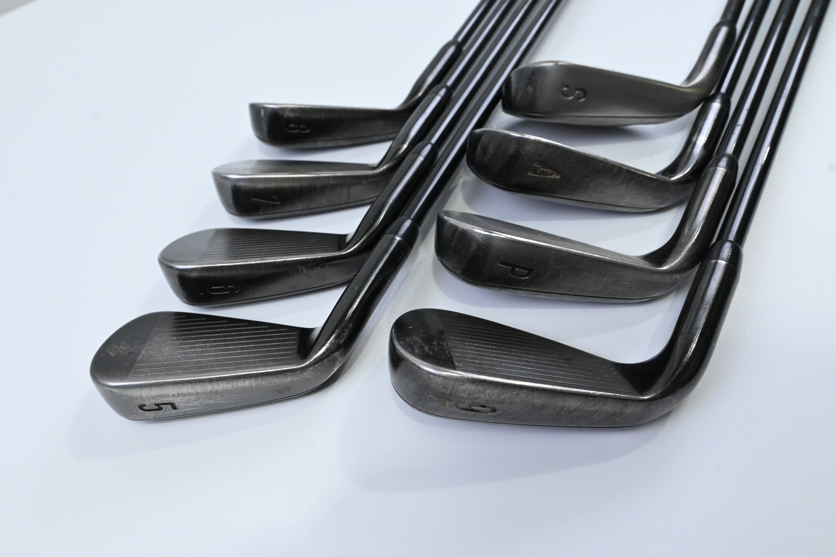 Callaway RAZR X Black Irons / 5-PW+AW+SW / Regular Flex Callaway 75 Shafts