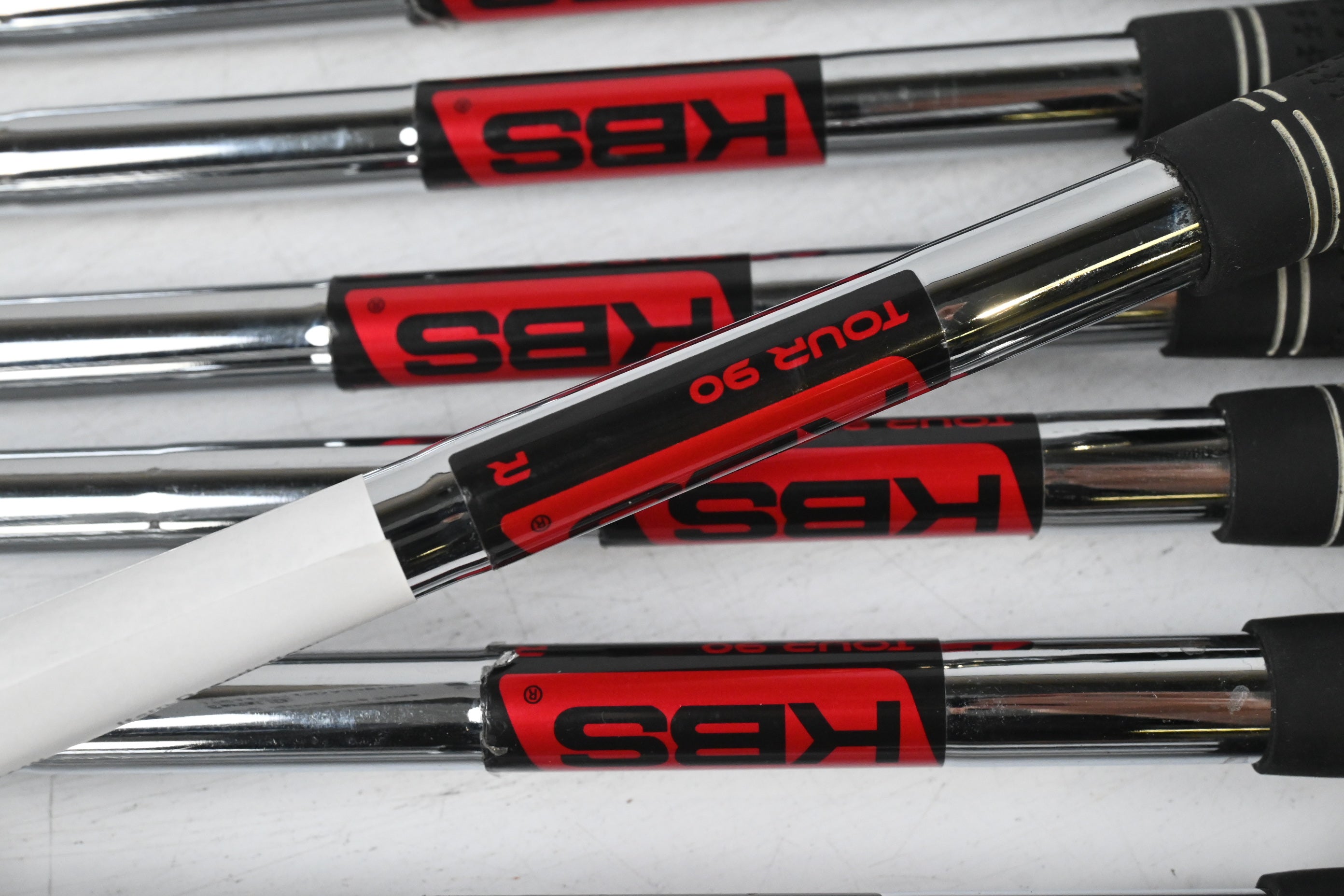 Cobra King Speedzone Irons / 5-PW+GW / Regular Flex KBS Tour 90 Shafts