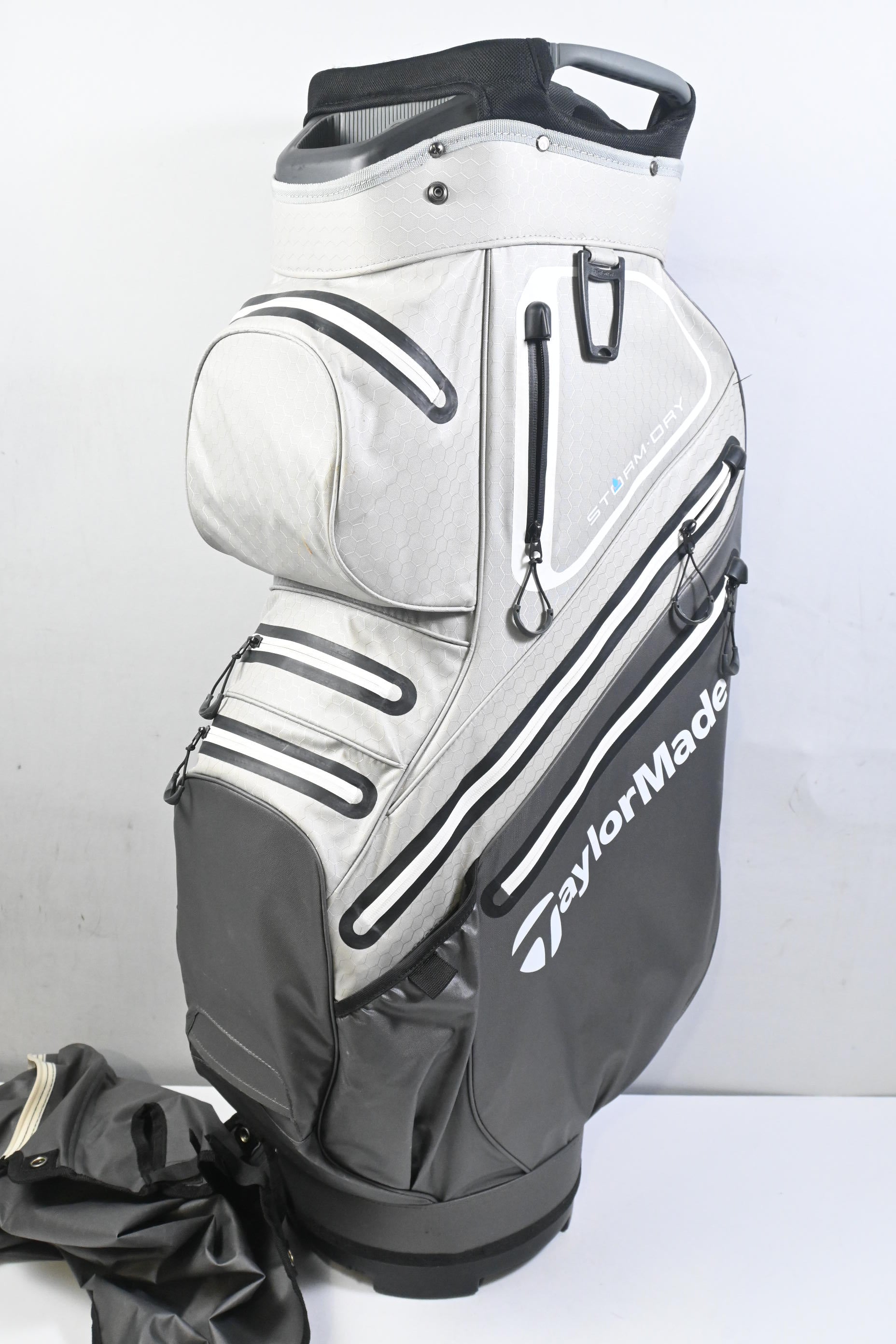 Taylormade Storm Dry Cart Bag / 14-Way Divider / Grey, White & Black