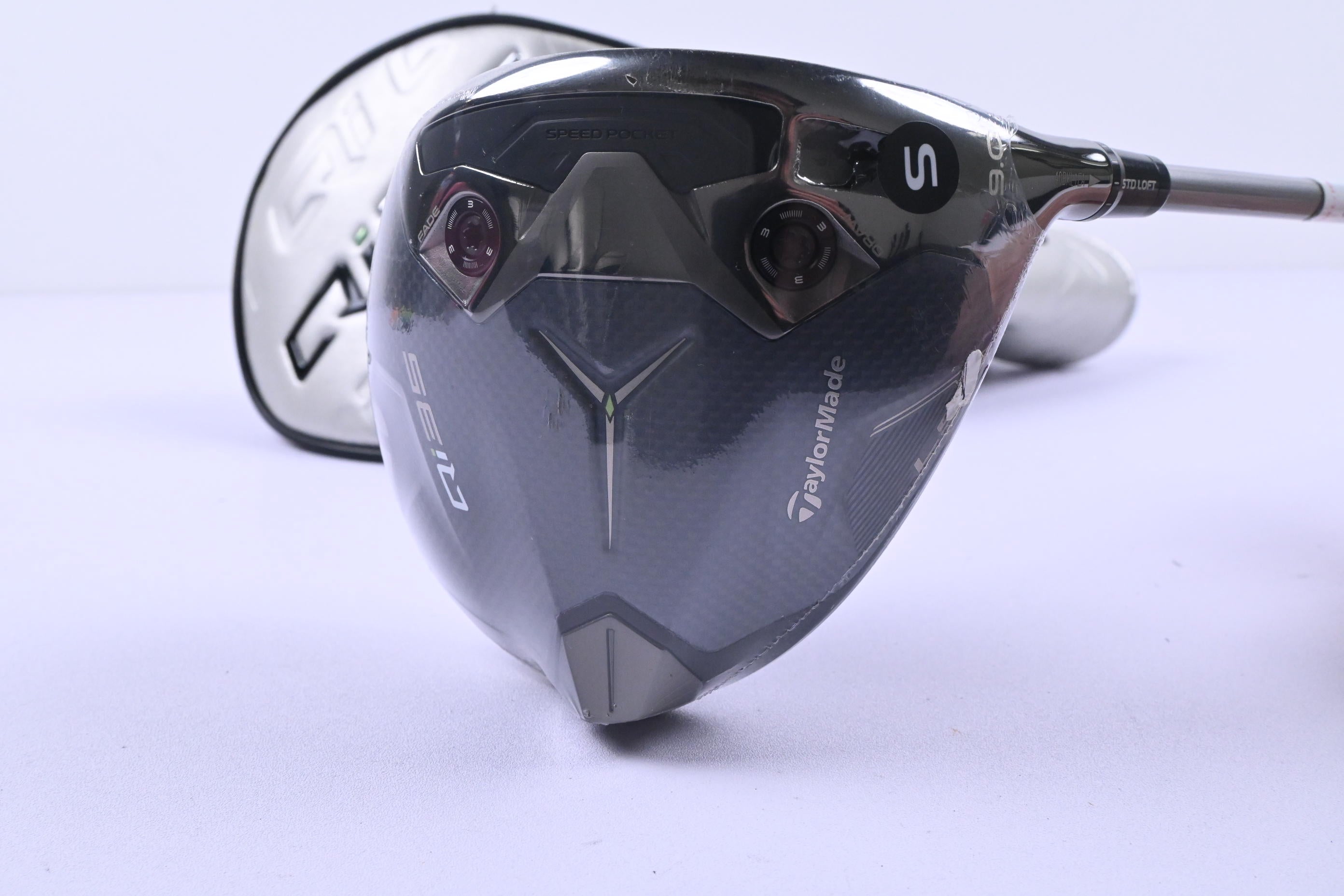 Taylormade Qi35 LS Driver / 9 Degree / Regular Flex Speeder NX TCS 50 Shaft
