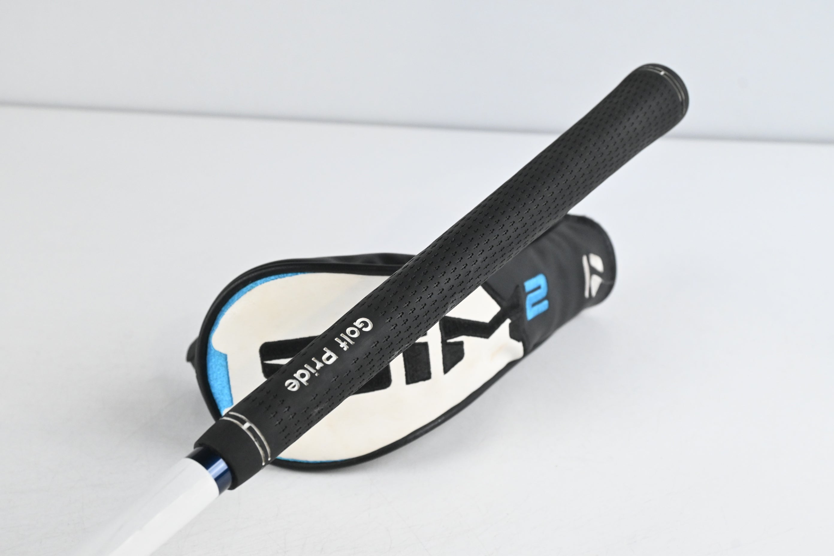 Taylormade SIM2 Max #3 Hybrid / 19 Degree / Regular Flex Ventus Blue 6 Shaft