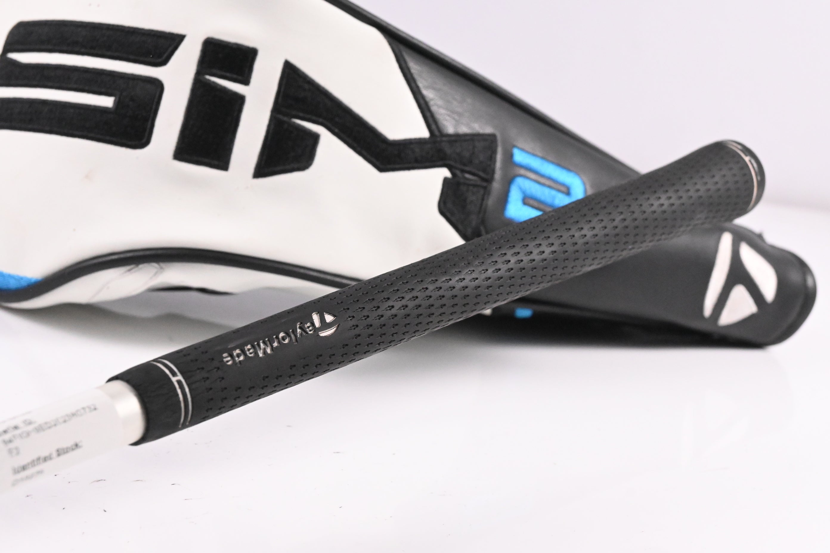 Left Hand Taylormade SIM2 Driver / 9 Degree / Stiff Flex Proforce V2 7 Shaft