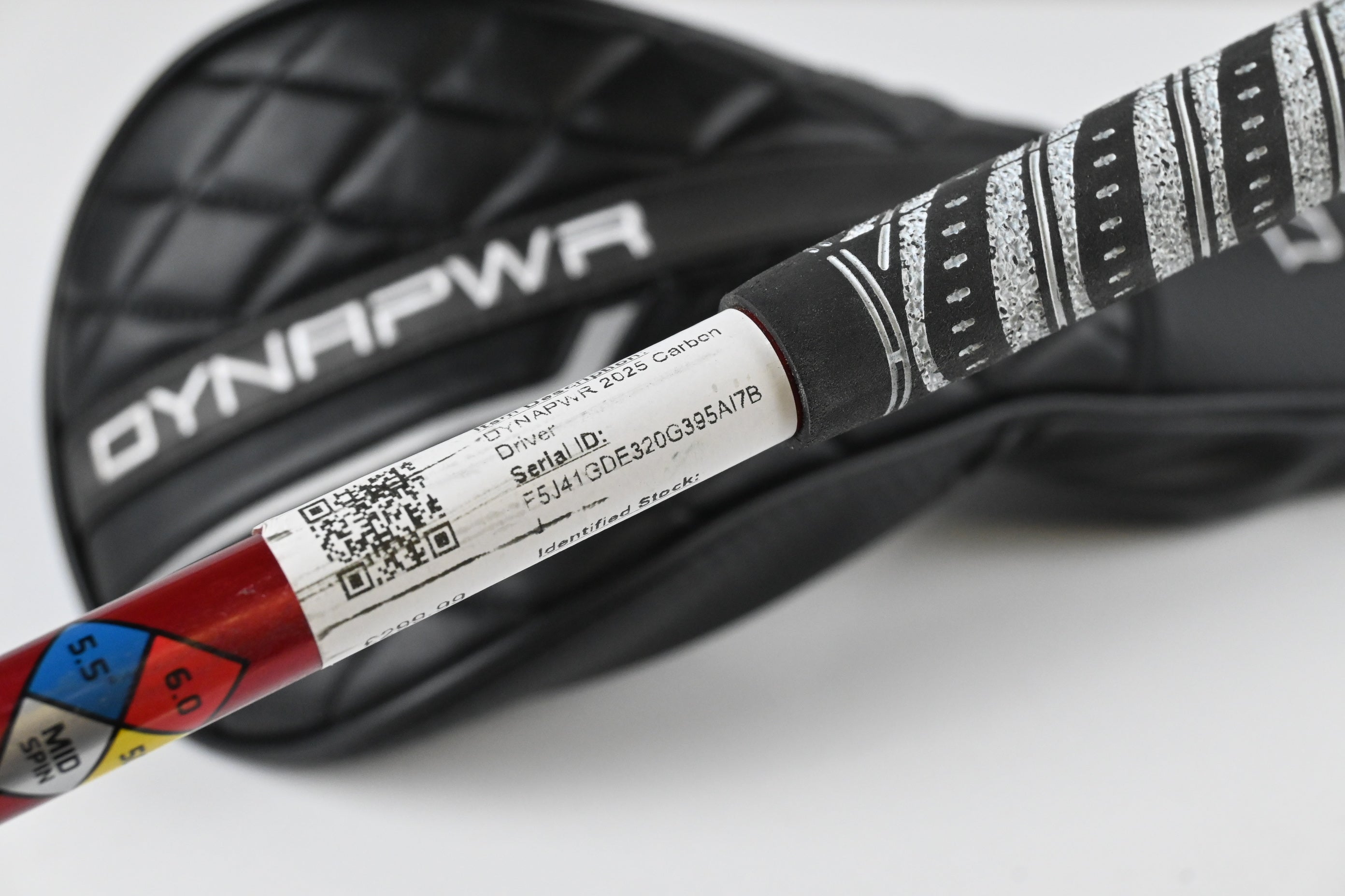 Wilson DYNAPWR 2025 Carbon Driver / 10.5 Degree / Stiff Flex Hzrdus Smoke RDX 50