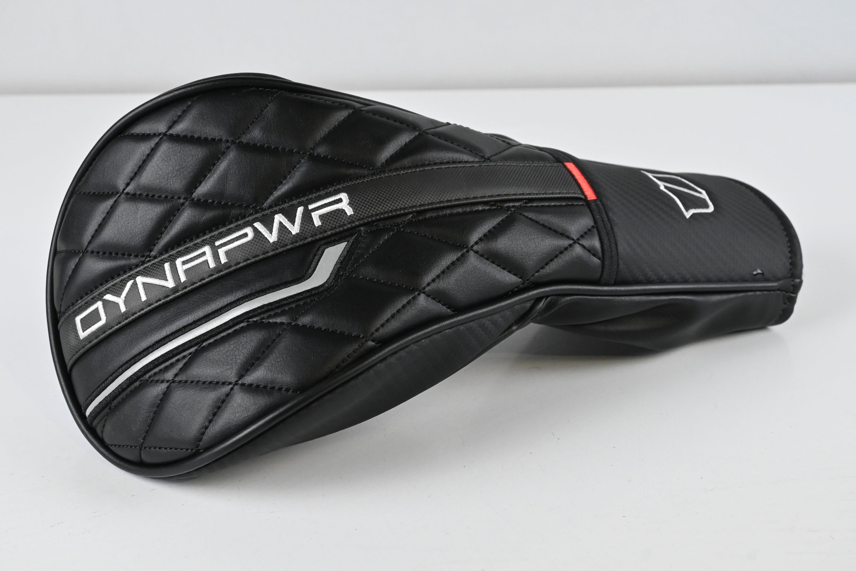 Wilson DYNAPWR 2025 Carbon Driver / 10.5 Degree / Stiff Flex Hzrdus Smoke RDX 50