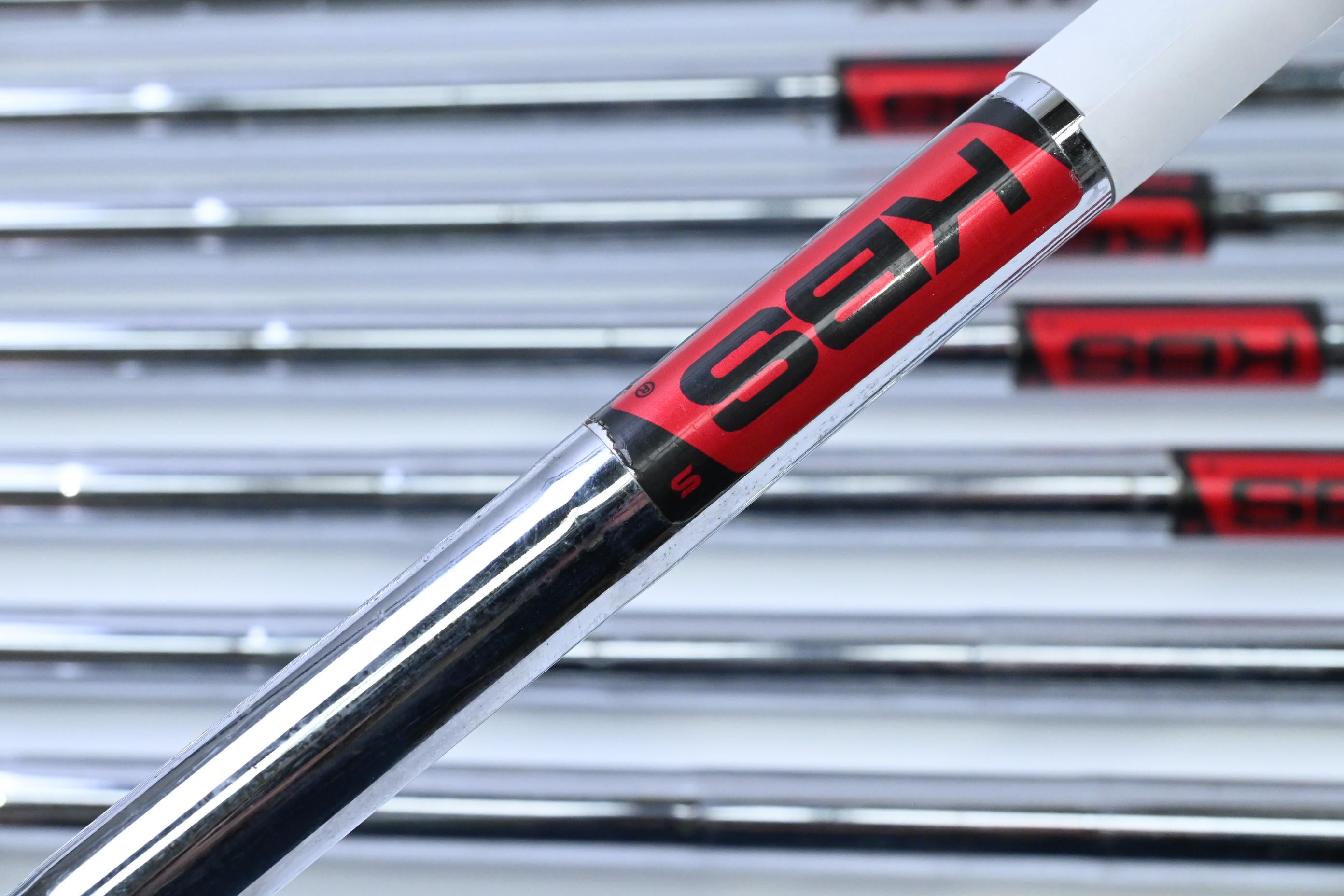 Taylormade M6 Irons / 4-PW+AW / Stiff Flex KBS Tour Shafts