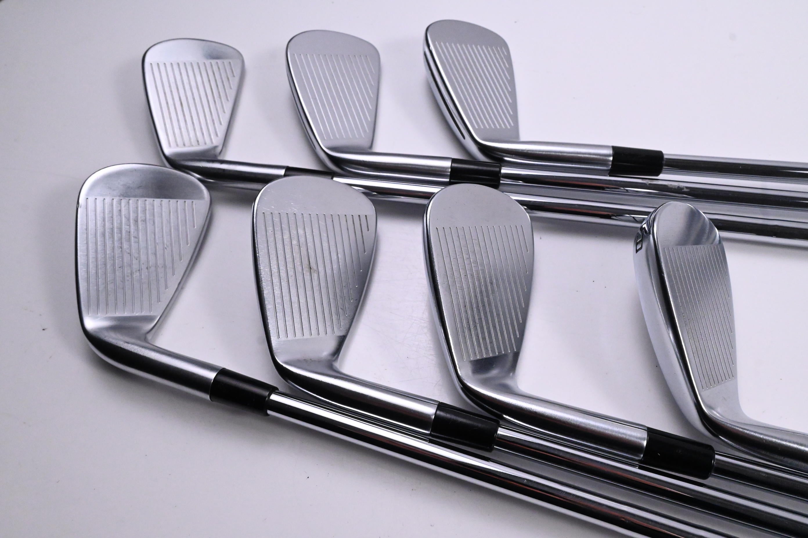 Taylormade P790 2019 Irons / 5-PW+AW / Regular Flex KBS Tour 90 Shafts