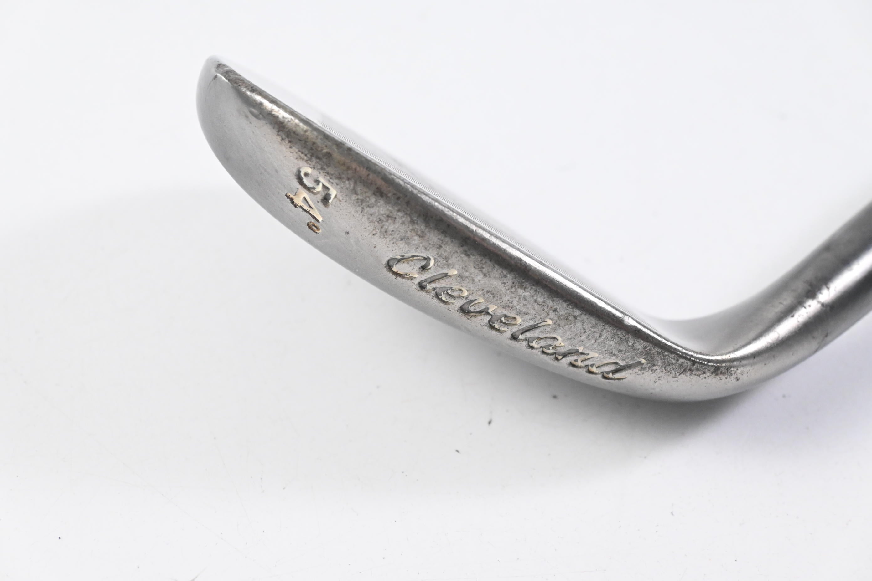 Cleveland Tour Action 900 Sand Wedge / 54 Degree / Stiff Flex Dynamic Gold Shaft