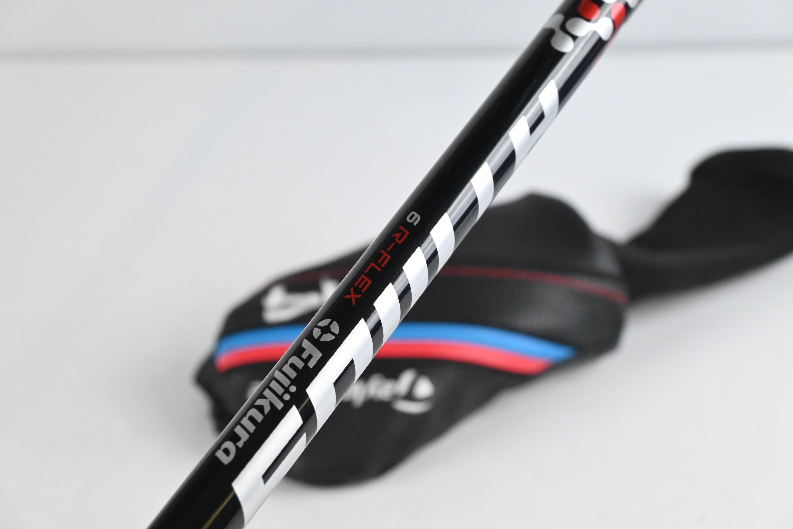 Taylormade M4 #3 Hybrid / 19 Degree / Regular Flex Fujikura Atmos Red 6 Shaft