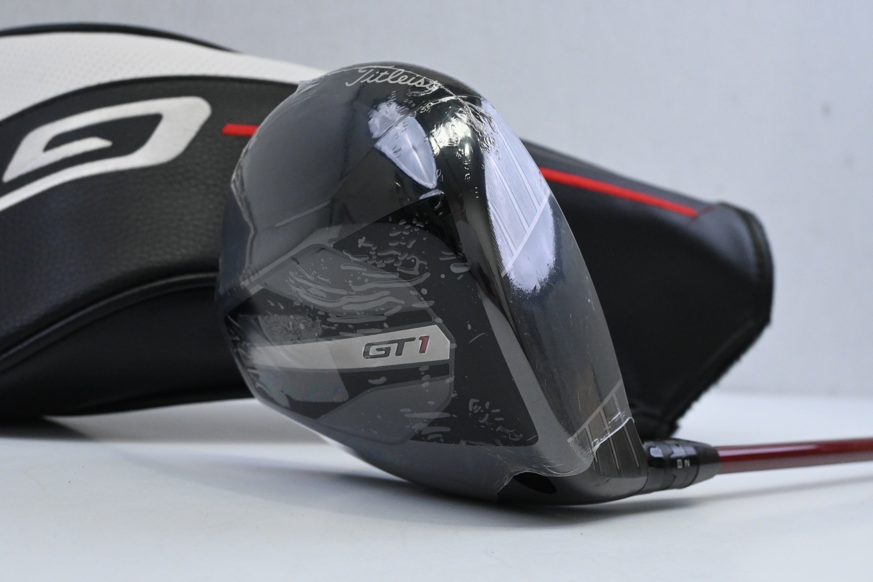 Titleist GT1 Driver / 10 Degree / Regular Flex Project X Denali Red 50 Shaft
