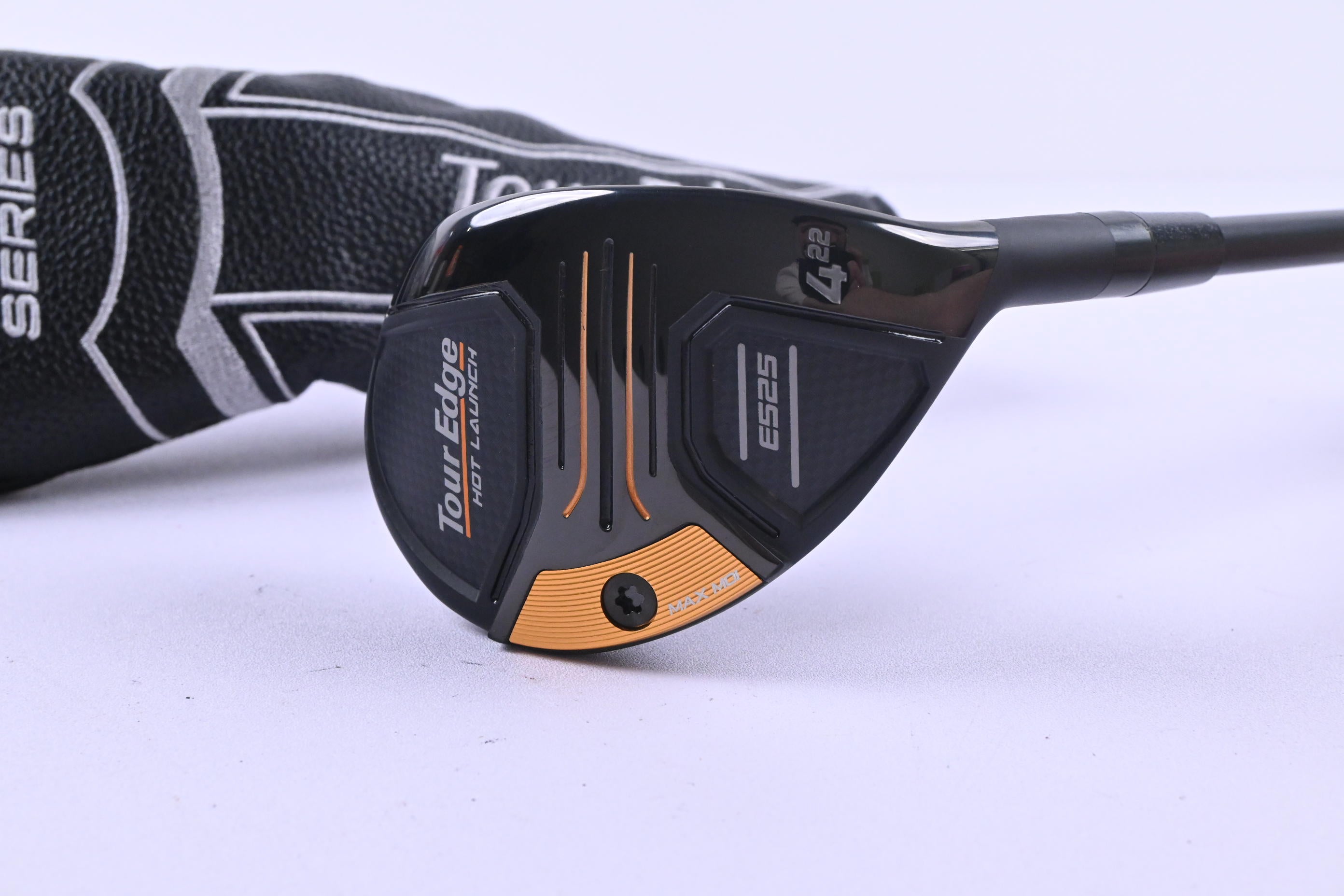 Tour Edge Hot Launch E524 #4 Hybrid / 22 Degree / Regular Flex Helium Black 55