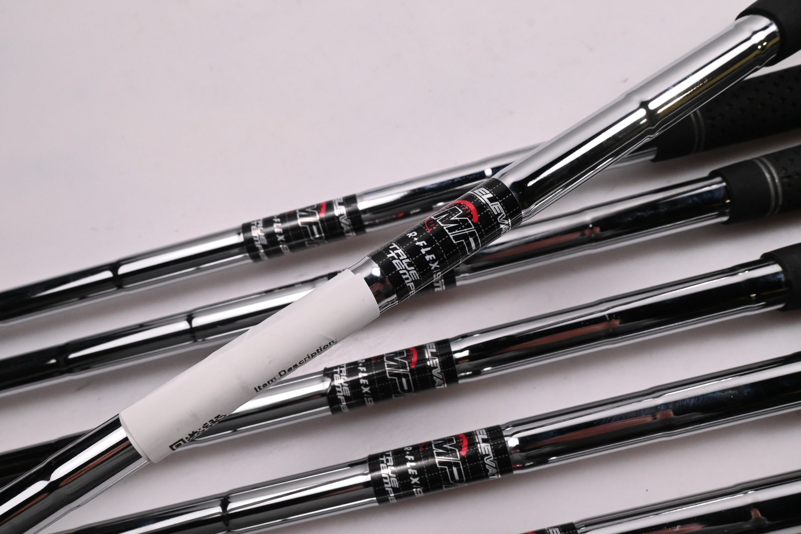 Callaway Rogue ST Max Irons / 7-PW+GW+SW / Regular Flex Elevate MPH 95 Shafts