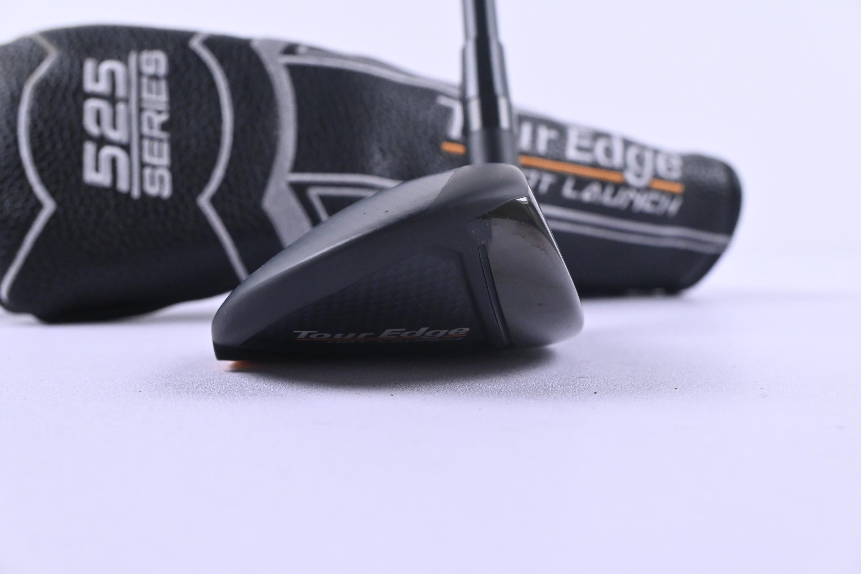 Tour Edge Hot Launch E524 #4 Hybrid / 22 Degree / Regular Flex Helium Black 55