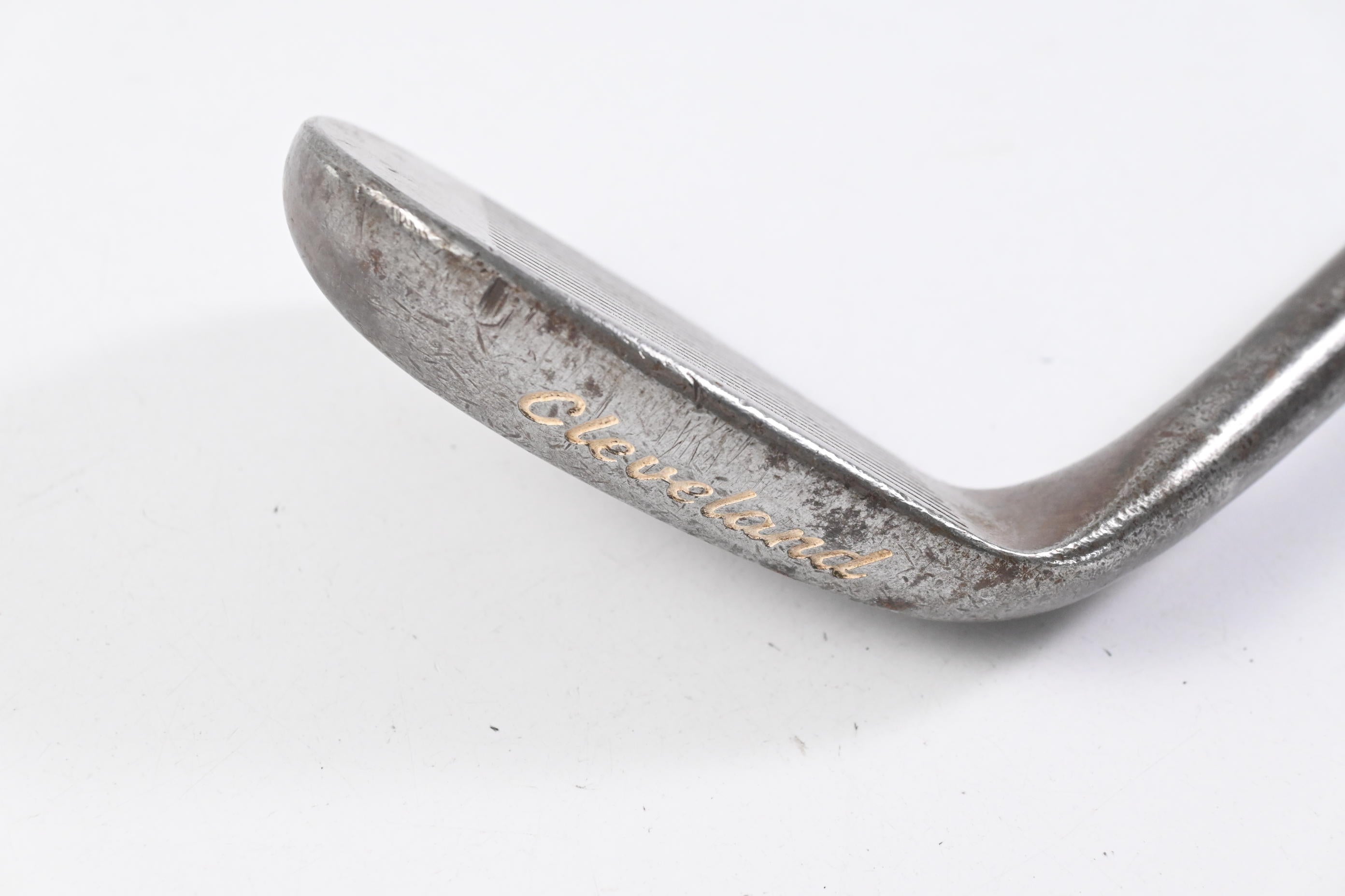 Cleveland Reg 588 RTG Gap Wedge / 53 Degree / Stiff Flex Dynamic Gold Shaft