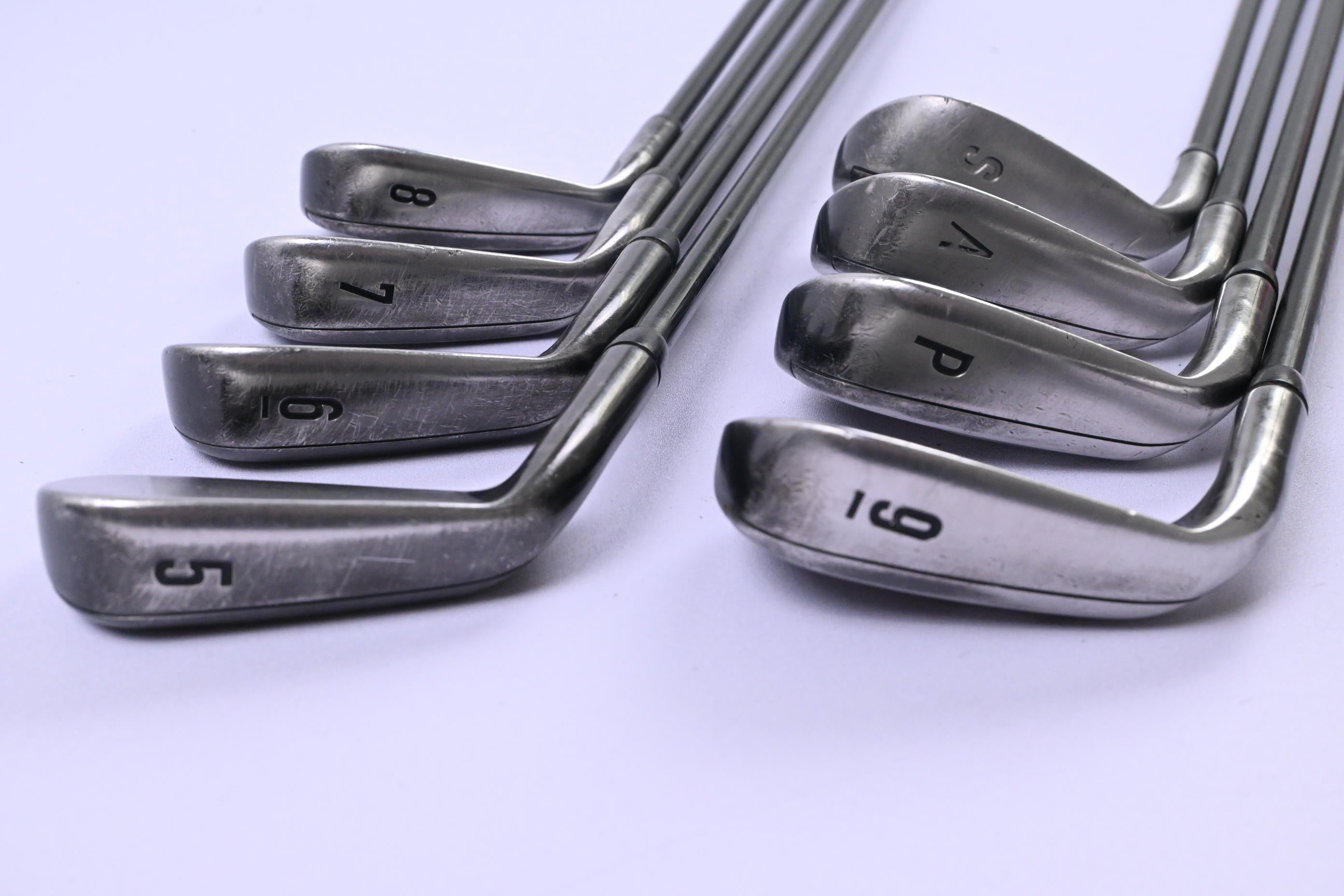 Callaway RAZR X Black Irons / 5-PW+GW+SW / Regular Flex Callaway 75 Shafts