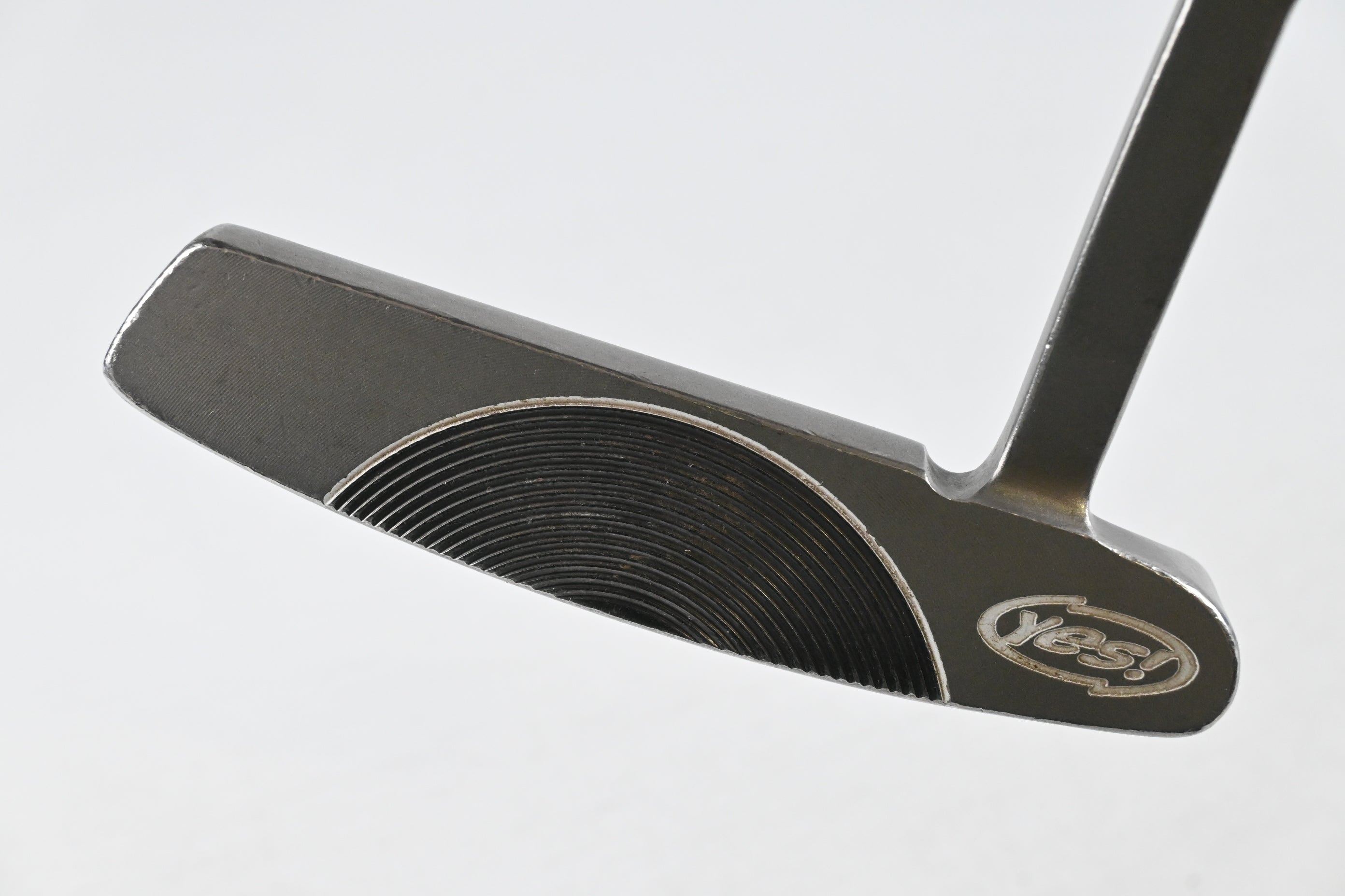 Yes! C-Groove Dianna Putter / 36 Inch