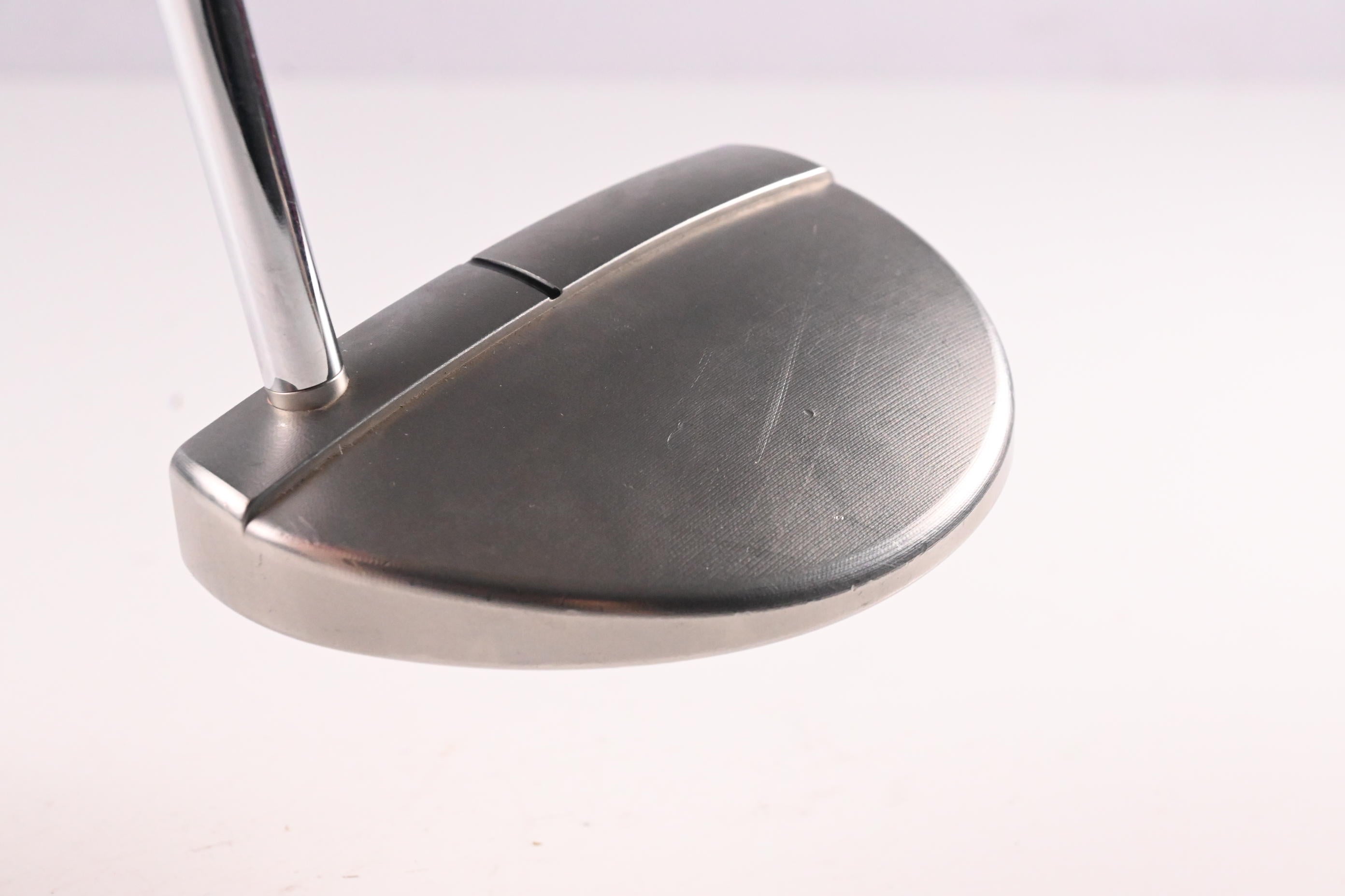 Scotty Cameron Cameron & Crown Futura 5MB Putter / 33 Inch