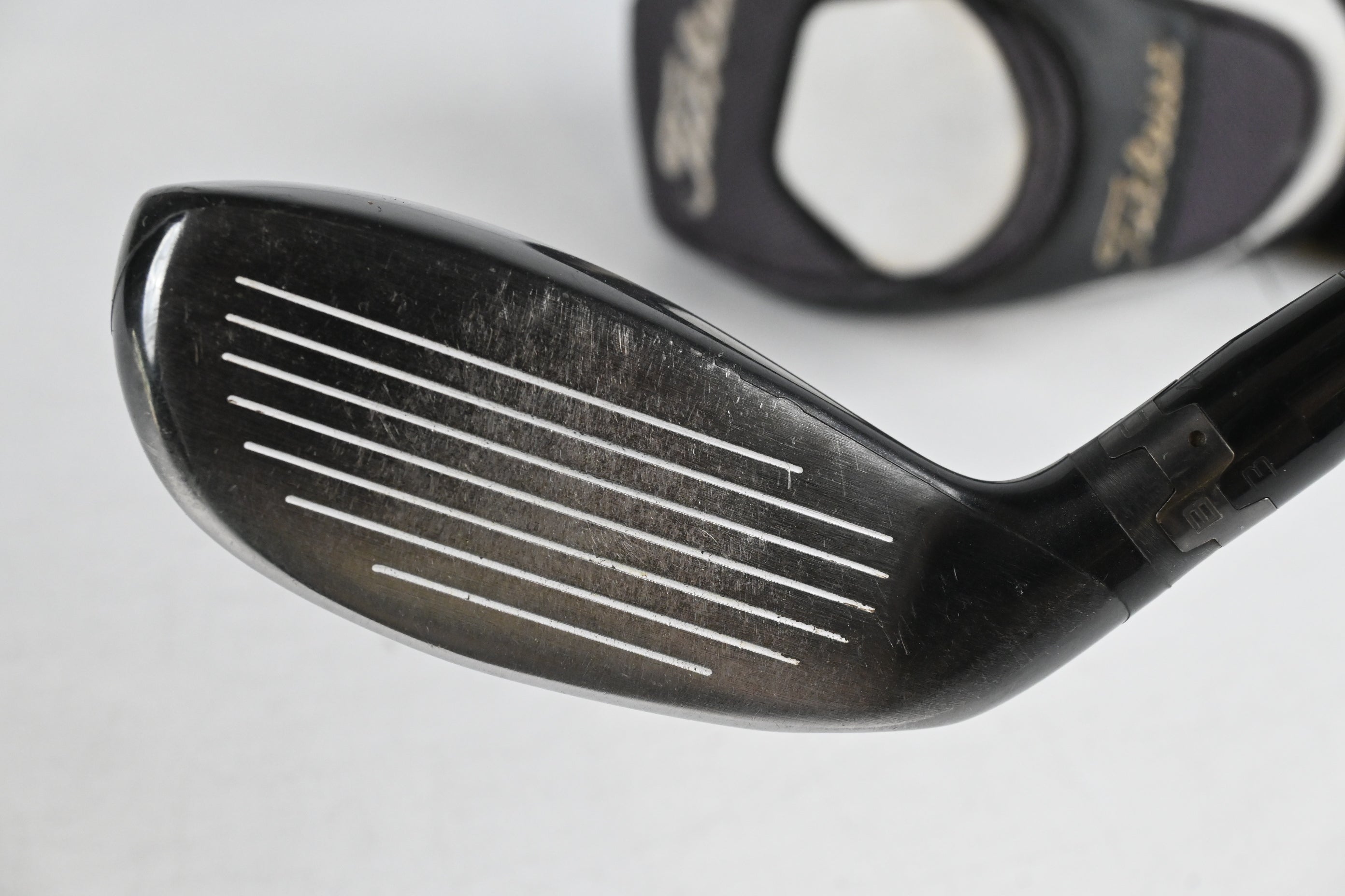 Titleist 913H.d #2 Hybrid / 18 Degree / Stiff Flex Diamana D+92 Shaft