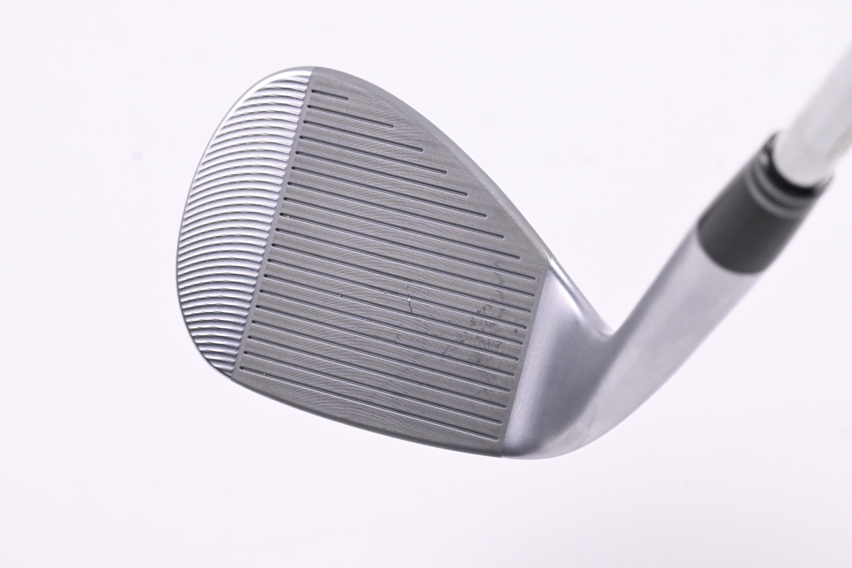 Cleveland RTZ Sand Wedge / 54 Degree / Wedge Flex Dynamic Gold Spinner Shaft