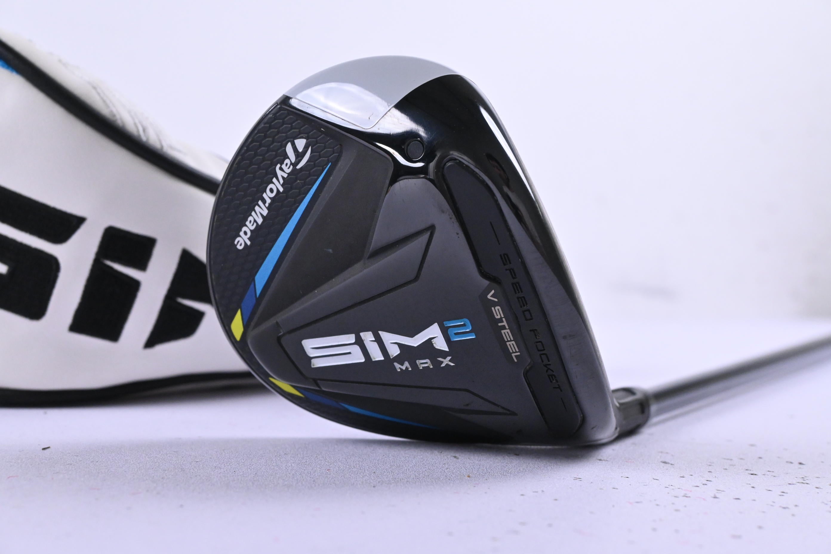 Taylormade SIM2 Max #7 Wood / 21 Degree / Regular Flex Fujikura Ventus Blue 5