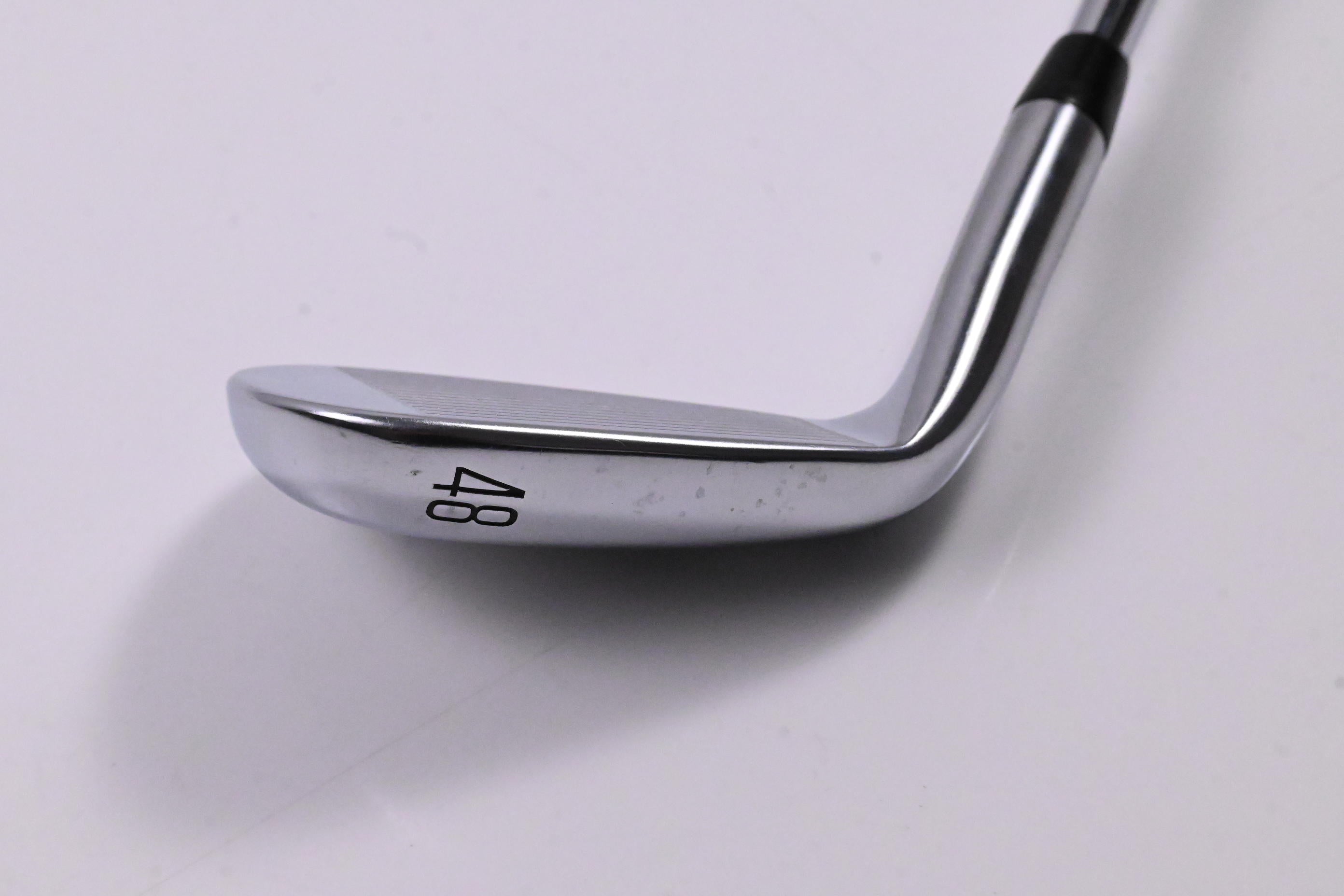 Titleist T200 2021 Gap Wedge / 48 Degree / Regular+ Flex Project X LZ 115 Shaft