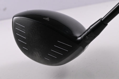 Titleist 915 D2 Driver / 10.5 Degree / Stiff Flex HZRDUS Black 60 Shaft