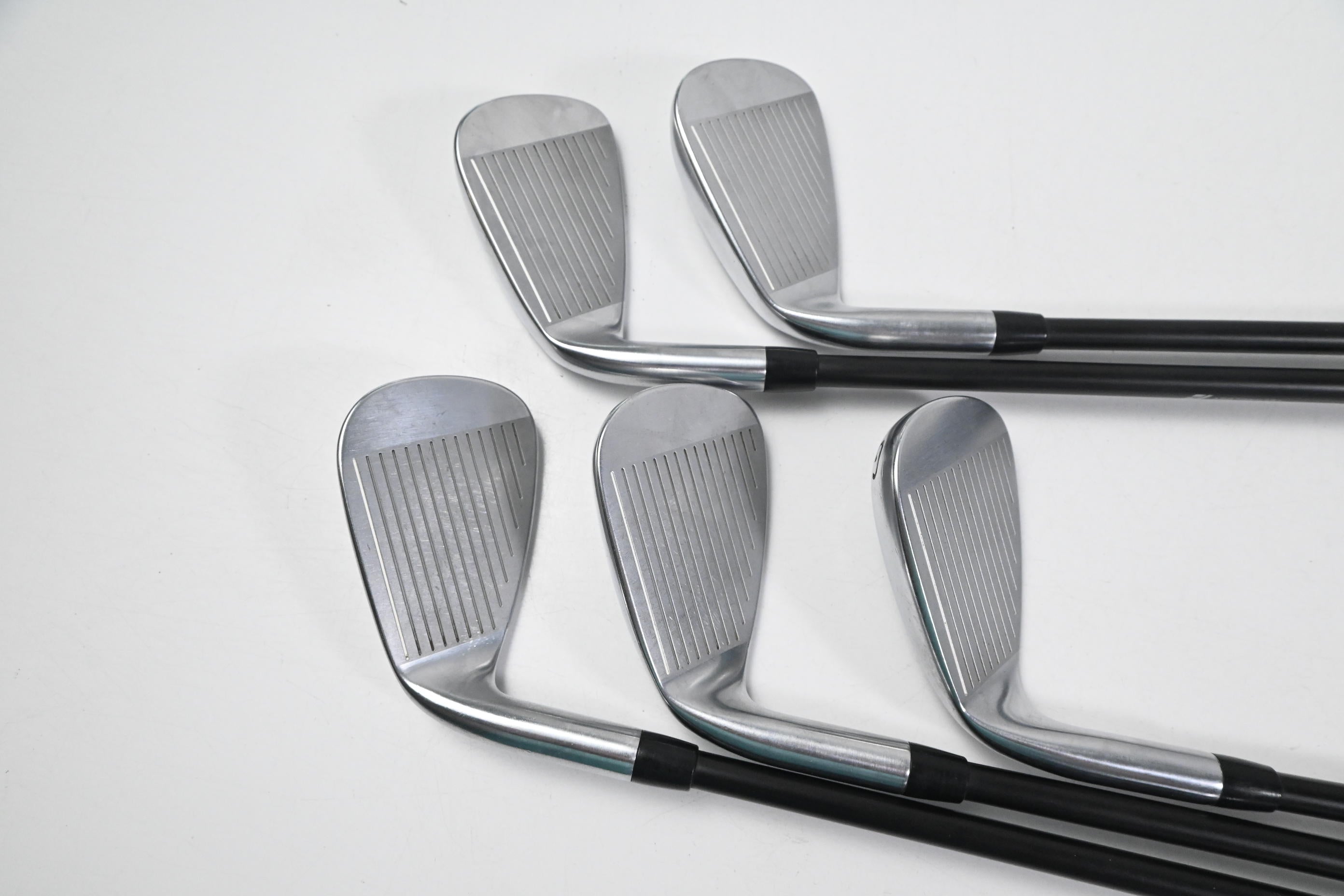 Ladies PXG 0211 XCOR2 Irons / 7-PW+GW / Ladies Flex MMT Black 80 Shafts