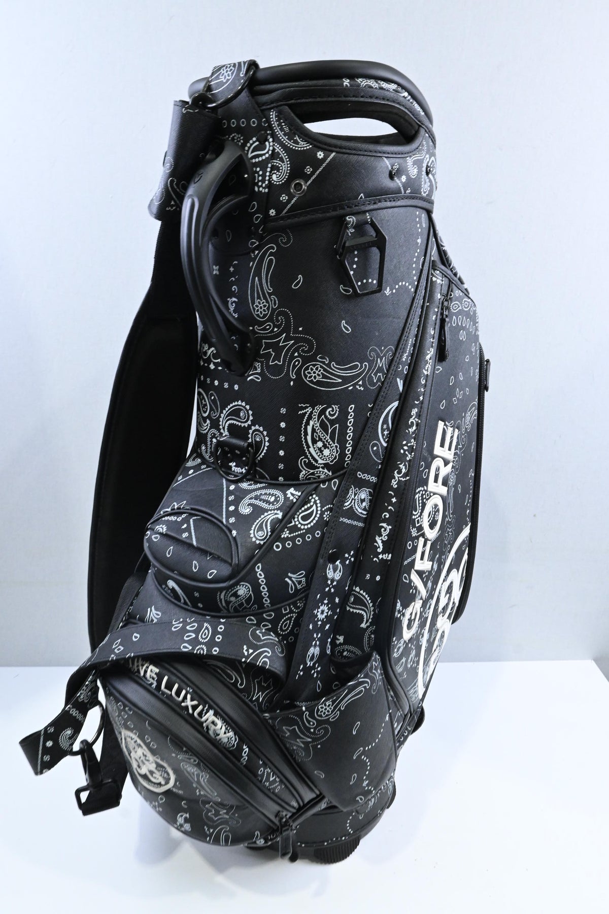 G/FORE Tour Bag / 6-Way Divider / Black, White