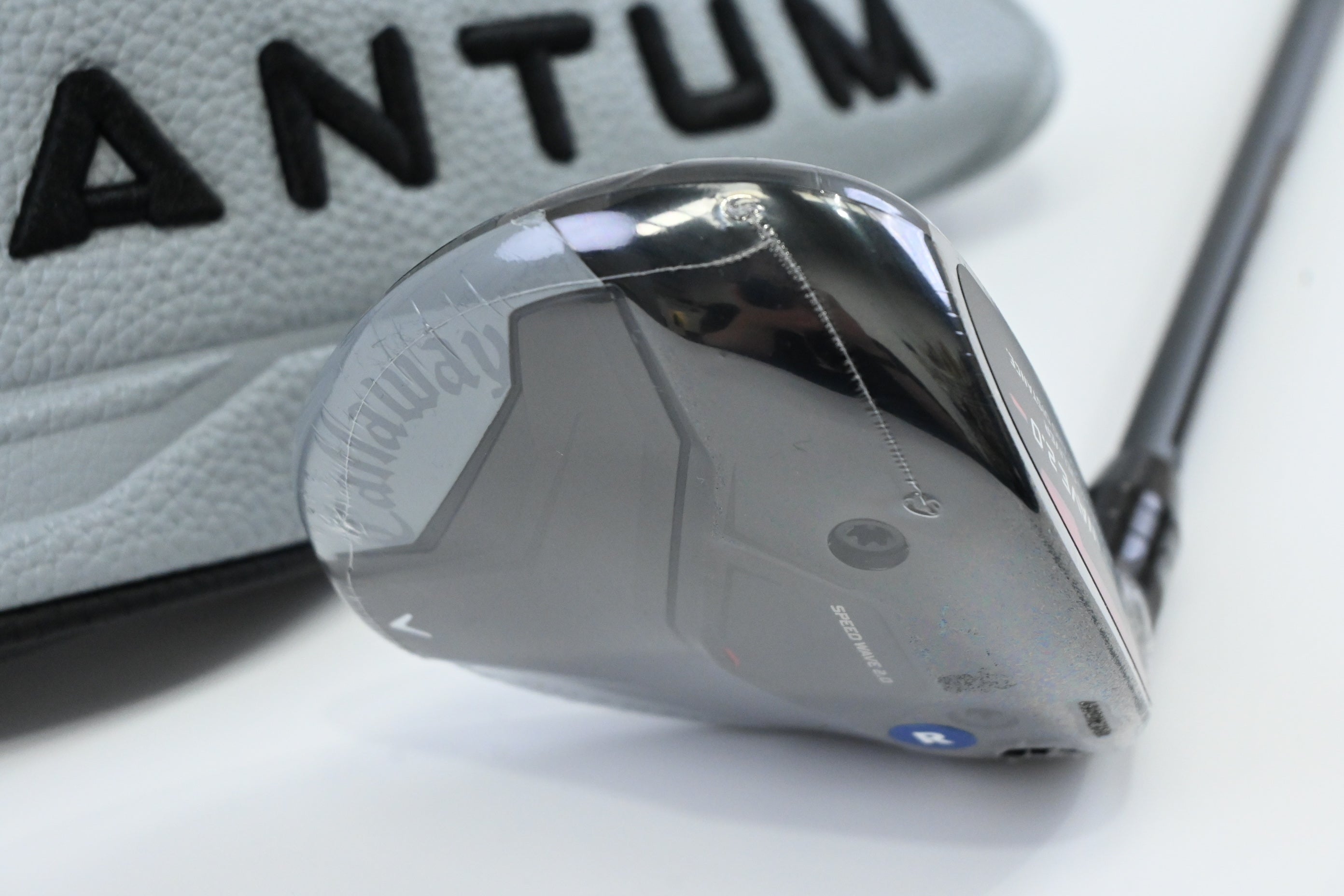 Callaway Quantum Max #5 Wood / 18 Degree / Regular Flex Denali Frost Silver 60