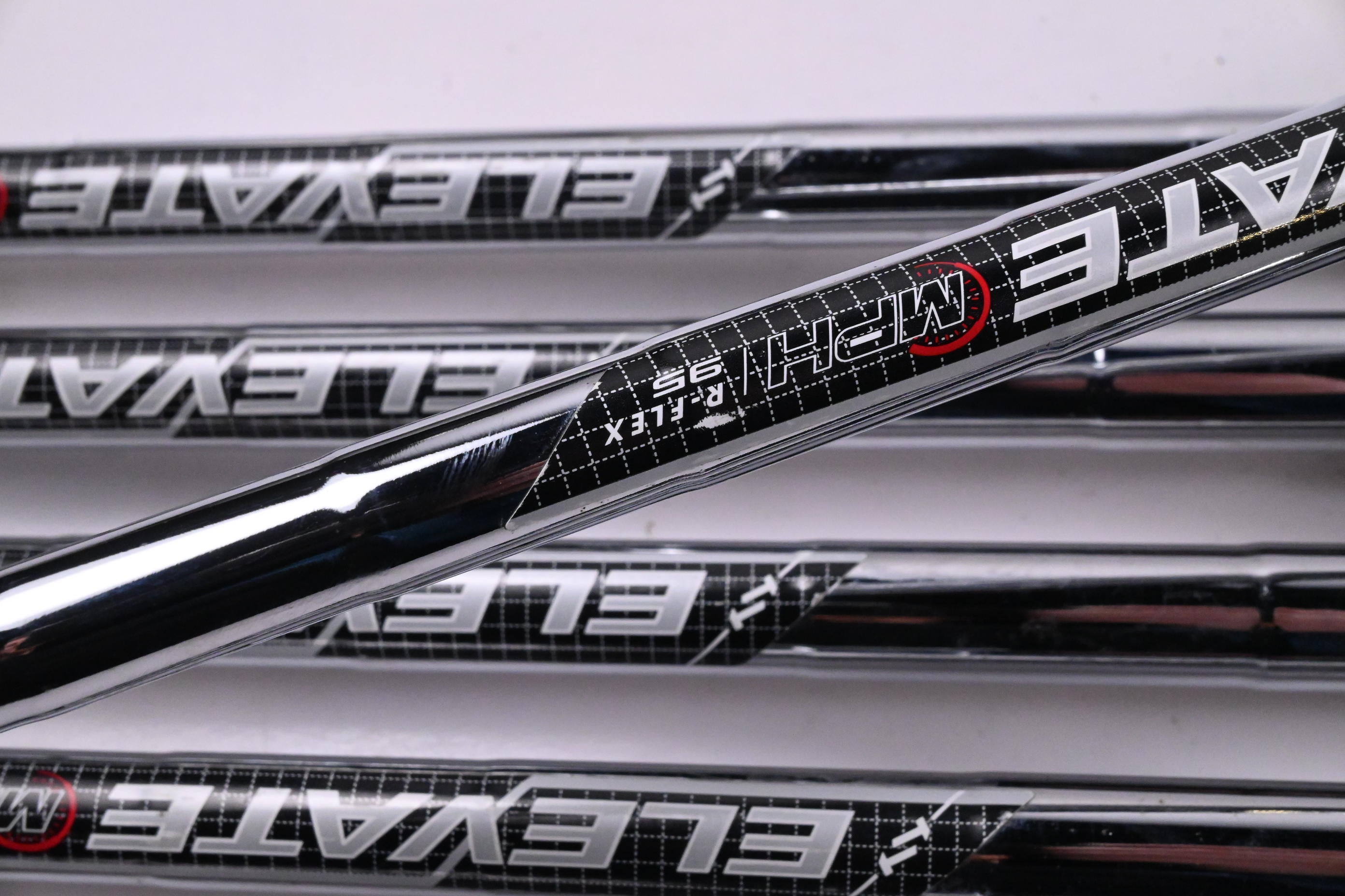 Taylormade P770 2023 Irons / 6-PW+GW / Regular Flex Elevate MPH 95 Shafts