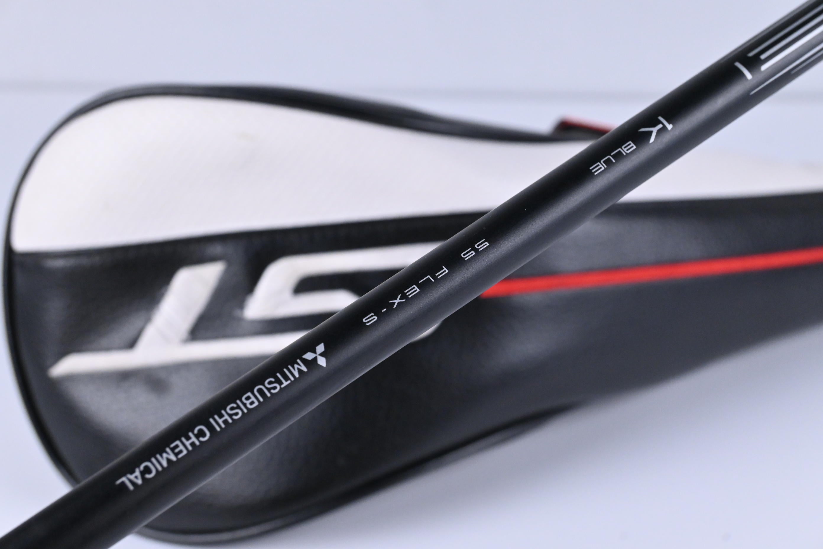 Titleist GT3 Driver / 9 Degree / Stiff Flex Tensei 1K Blue 55 Shaft