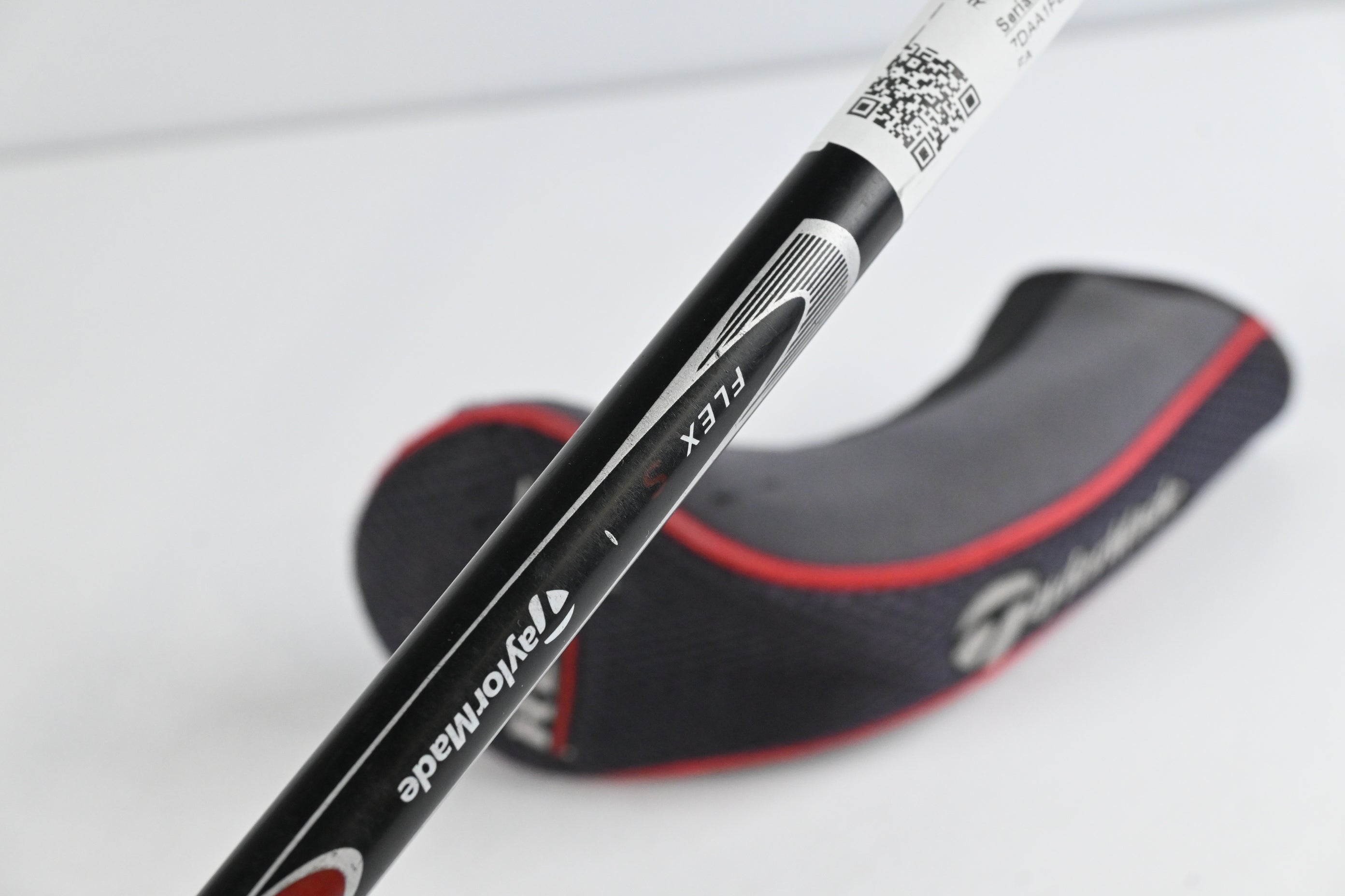 Taylormade Rescue Mid #3 Hybrid / 19 Degree / Stiff Flex Taylormade Shaft