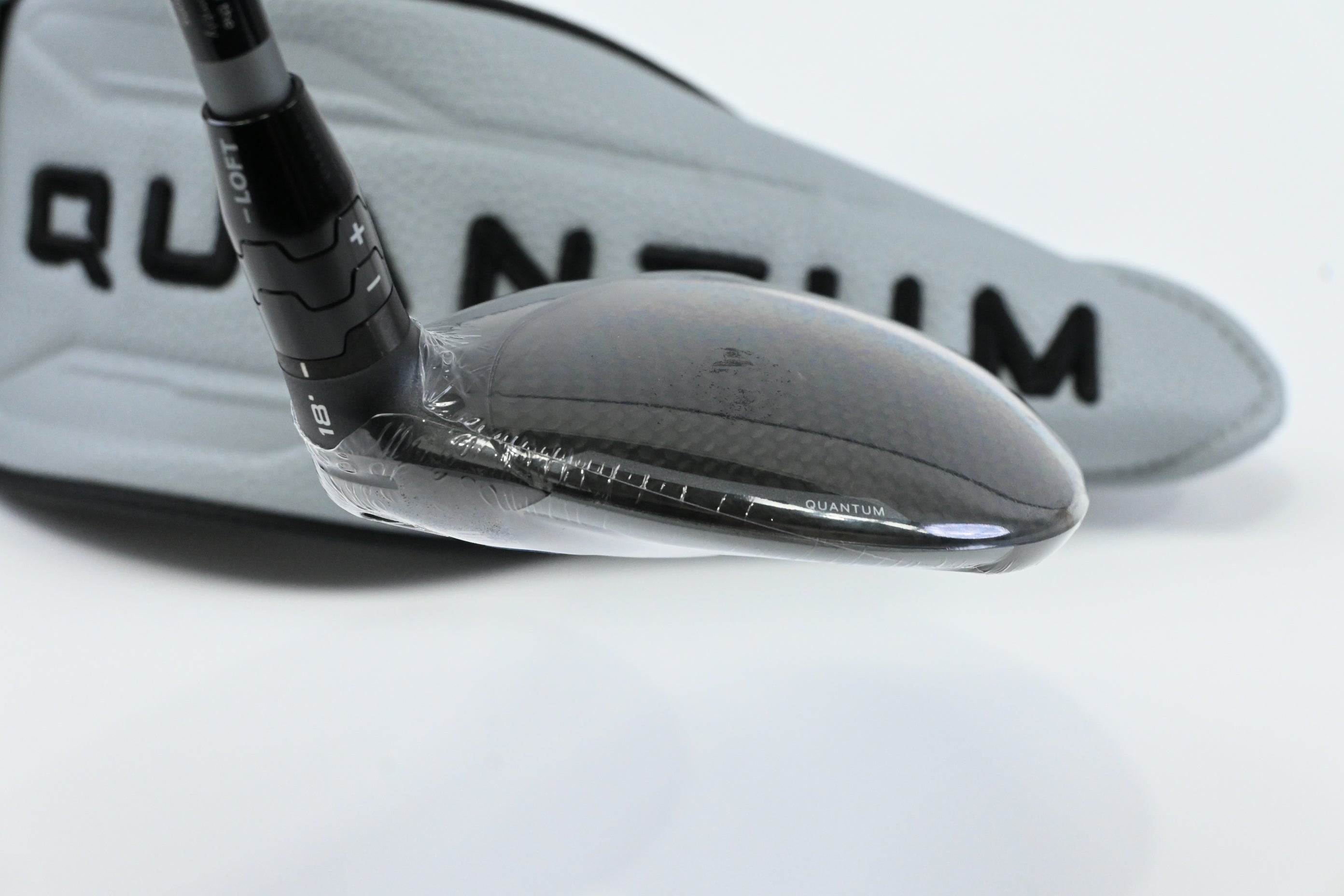 Callaway Quantum Max #5 Wood / 18 Degree / Regular Flex Denali Frost Silver 60