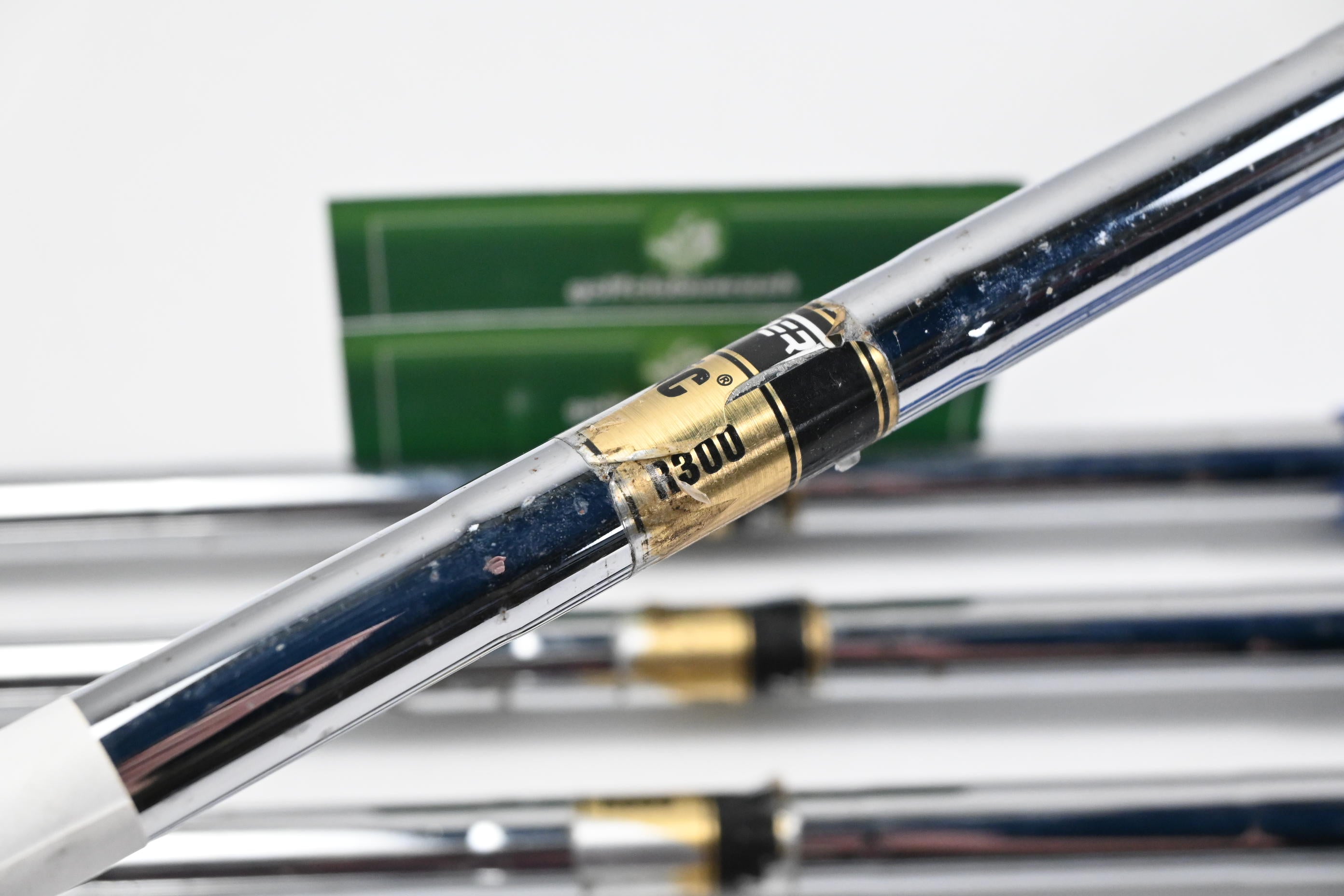 Nike Vapor Pro Irons / 5-PW / Regular Flex Dynamic Gold R300 Shafts