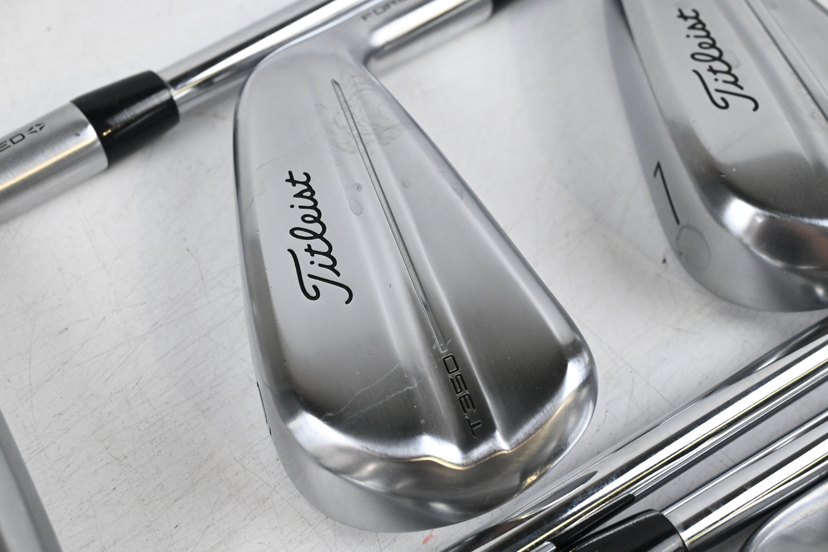 Titleist T350 2025 Irons / 5-PW+GW / Regular Flex AMT Red Shafts