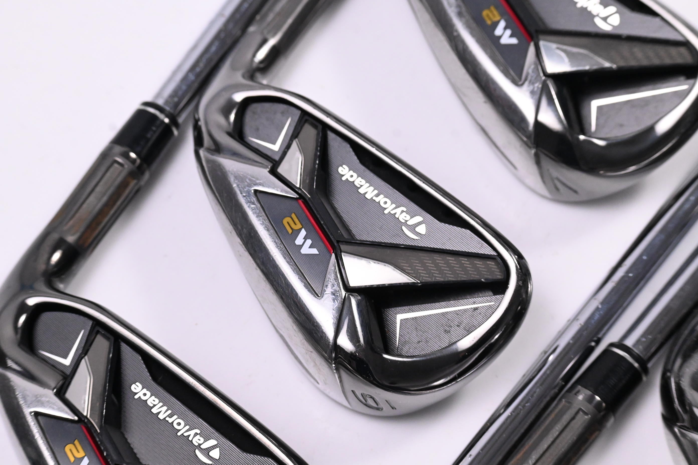 Taylormade M2 2016 Irons / 5-PW+GW / Regular Flex Reax 88 Shafts