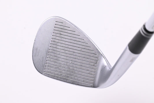 Cleveland CBX Zipcore Gap Wedge / 52 Degree / Wedge Flex Dynamic Gold Spinner