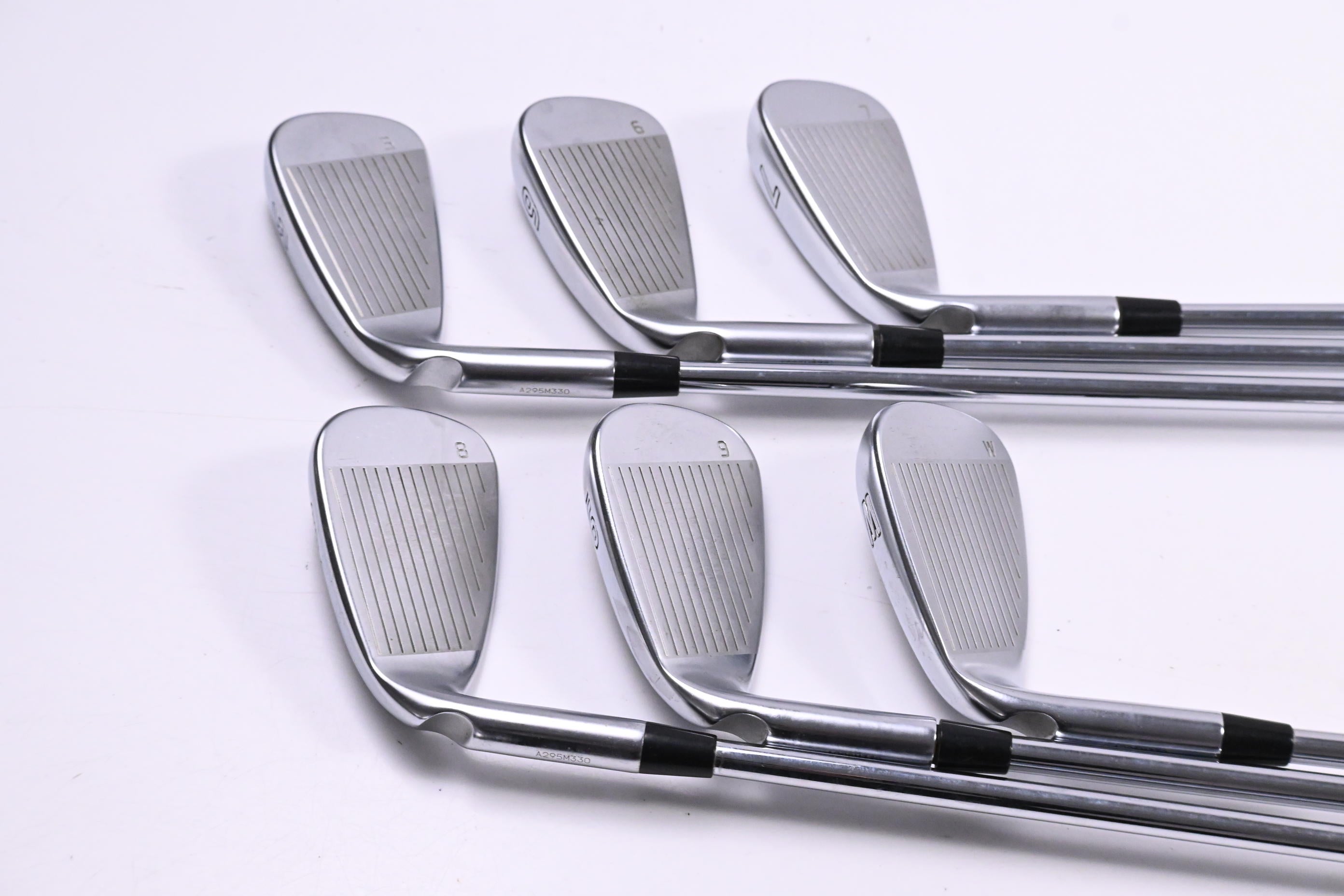 Ping G425 Irons / 5-PW / White Dot / Regular Flex Ping AWT 2.0 Shafts