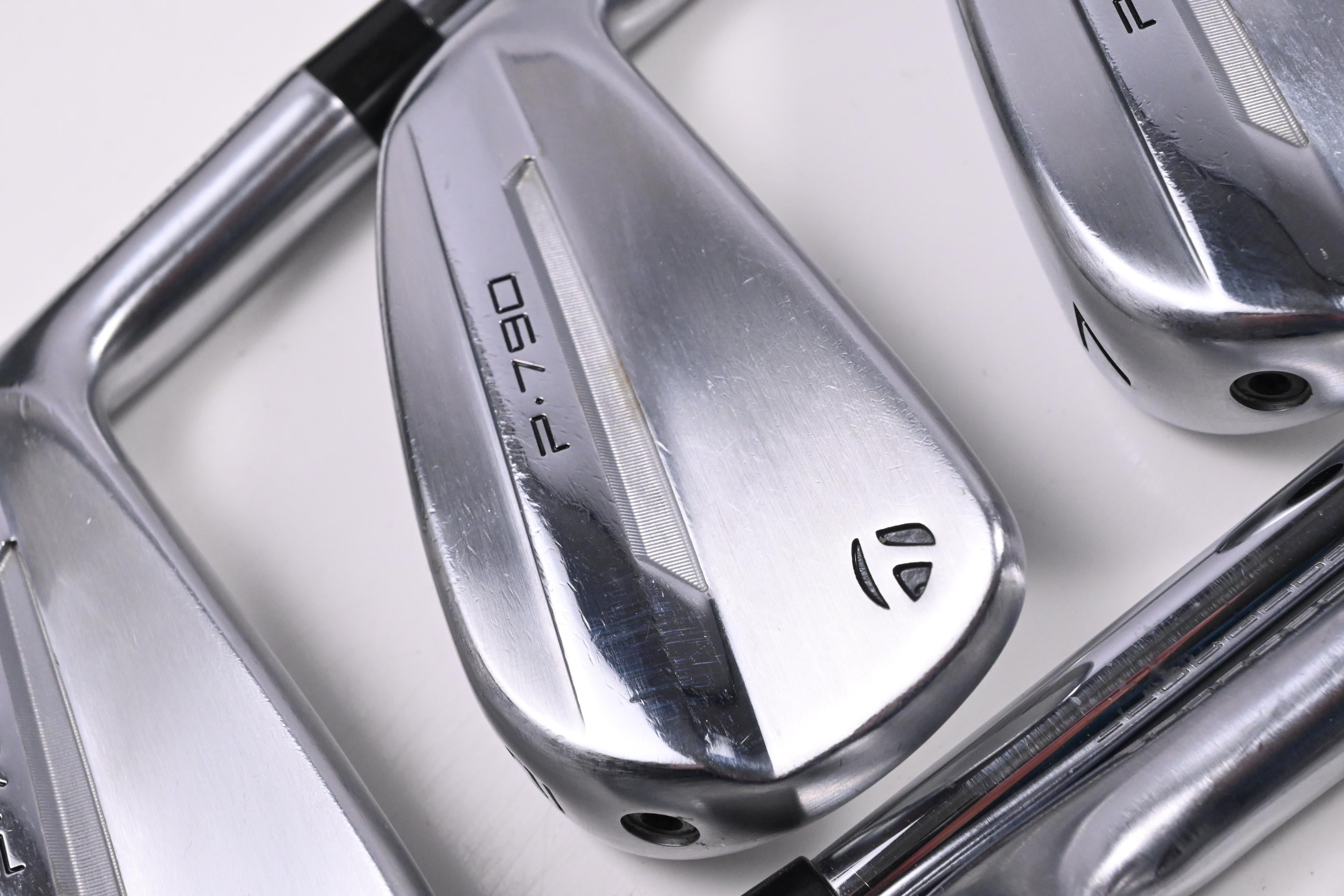 Taylormade P790 2025 Irons / 5-PW / Regular Flex Dynamic Gold Shaft