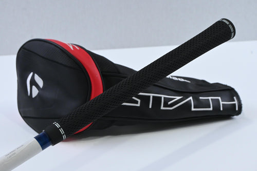 Taylormade Stealth Driver / 10.5 Degree / Stiff Flex Evenflow Riptide CB 60