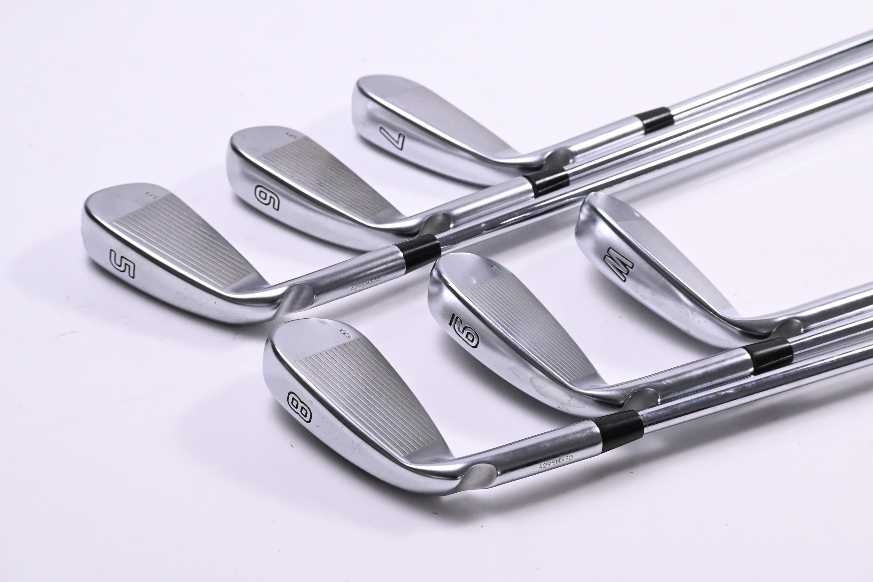 Ping G425 Irons / 5-PW / White Dot / Regular Flex Ping AWT 2.0 Shafts