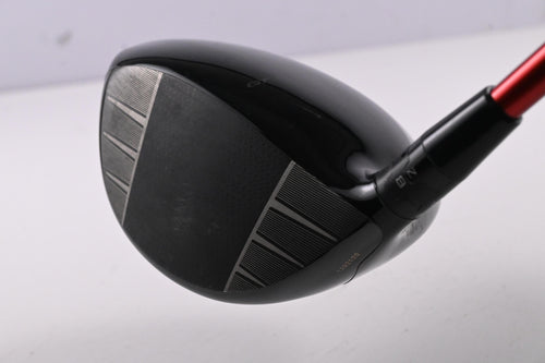 Titleist GT2 Driver / 10 Degree / X-Flex Fujikura Ventus Velocore Red 6 Shaft